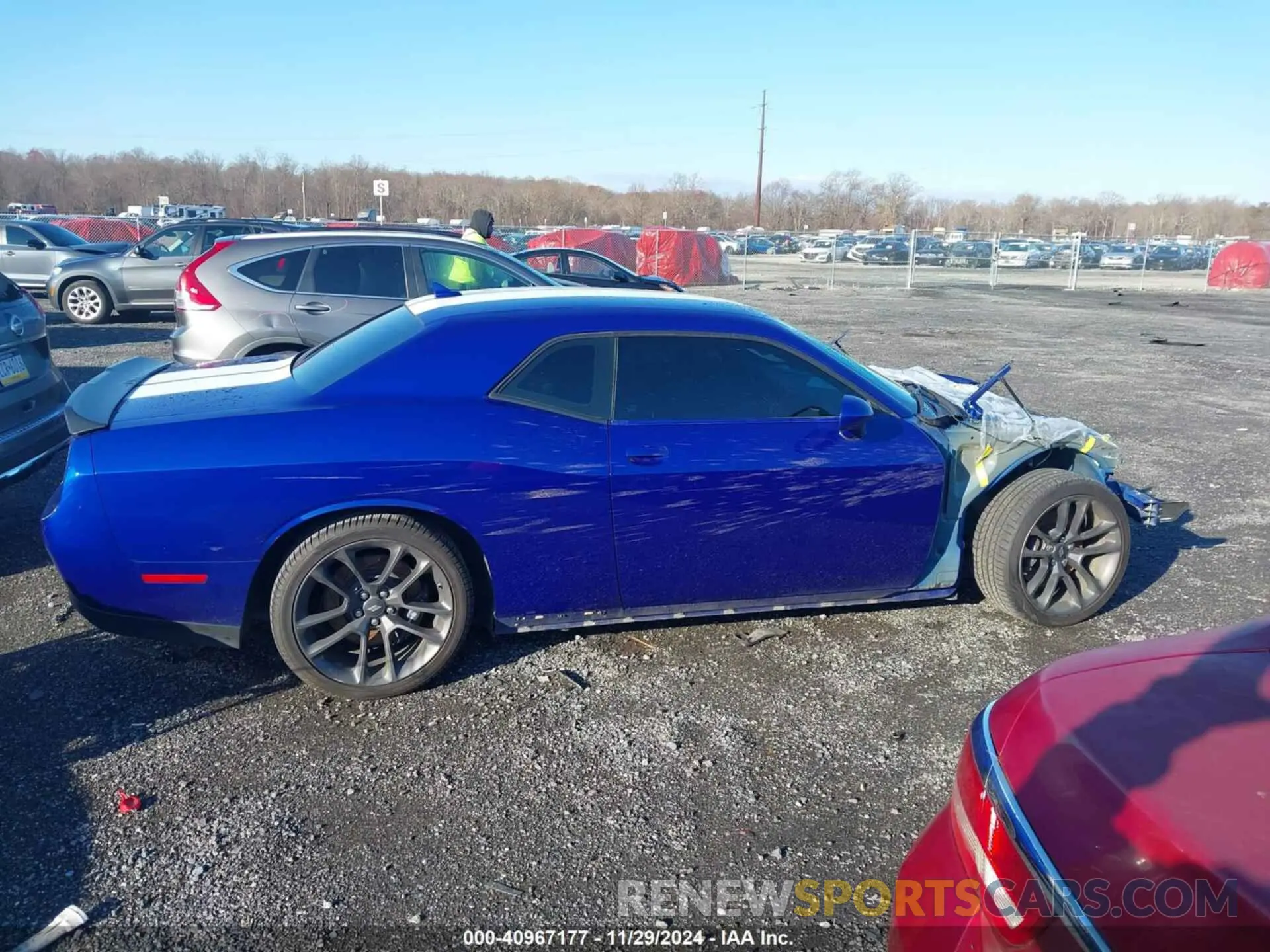 13 Photograph of a damaged car 2C3CDZFJ8LH235790 DODGE CHALLENGER 2020