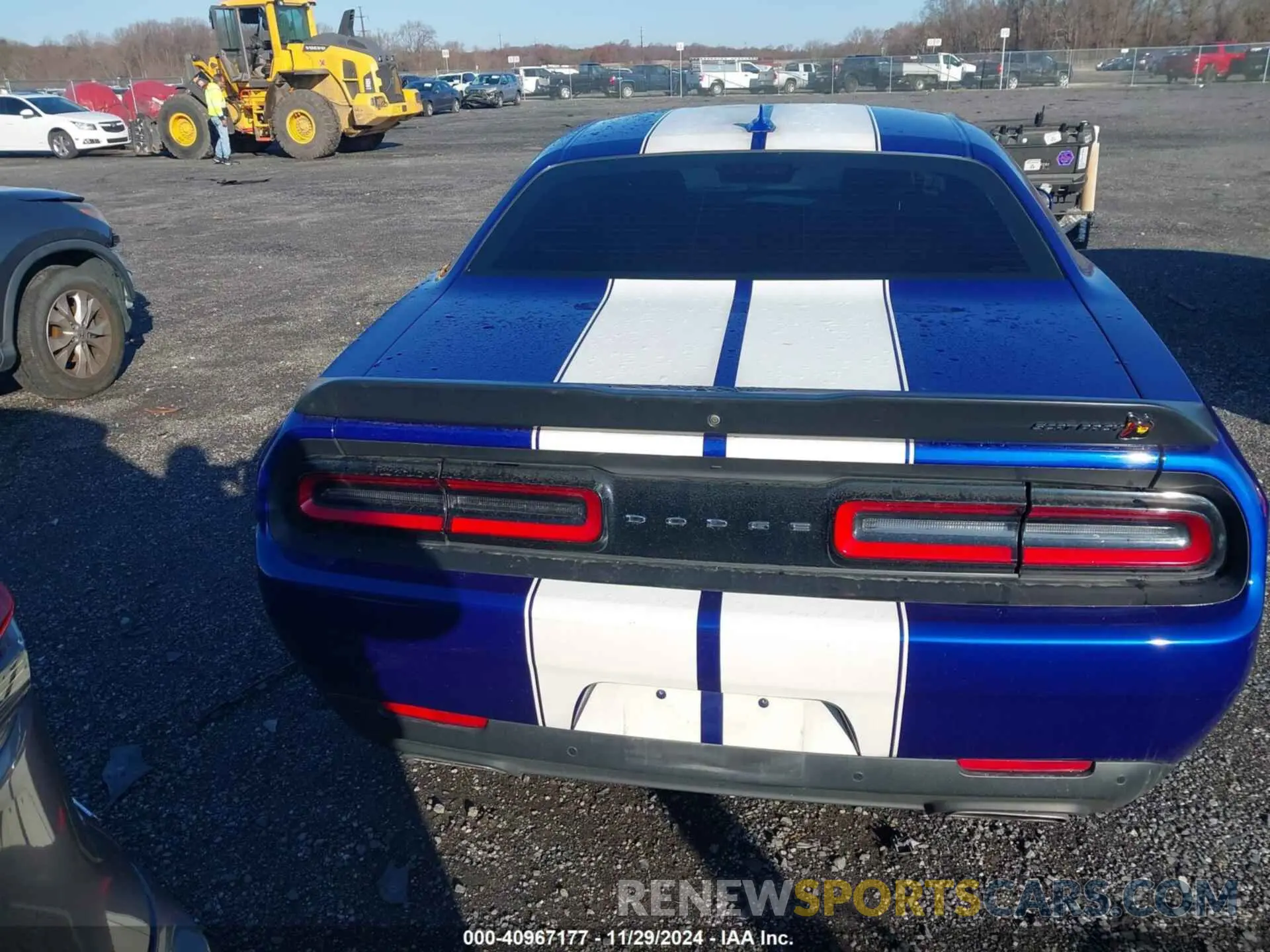 16 Photograph of a damaged car 2C3CDZFJ8LH235790 DODGE CHALLENGER 2020