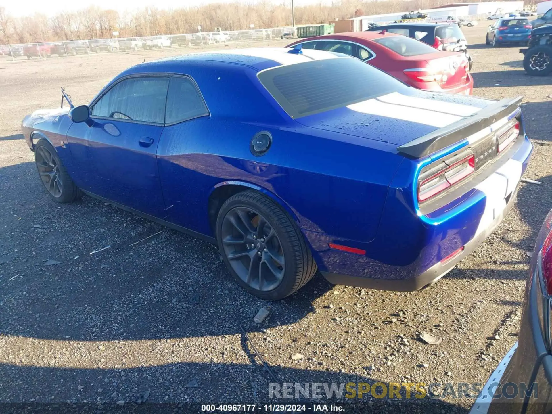 3 Photograph of a damaged car 2C3CDZFJ8LH235790 DODGE CHALLENGER 2020