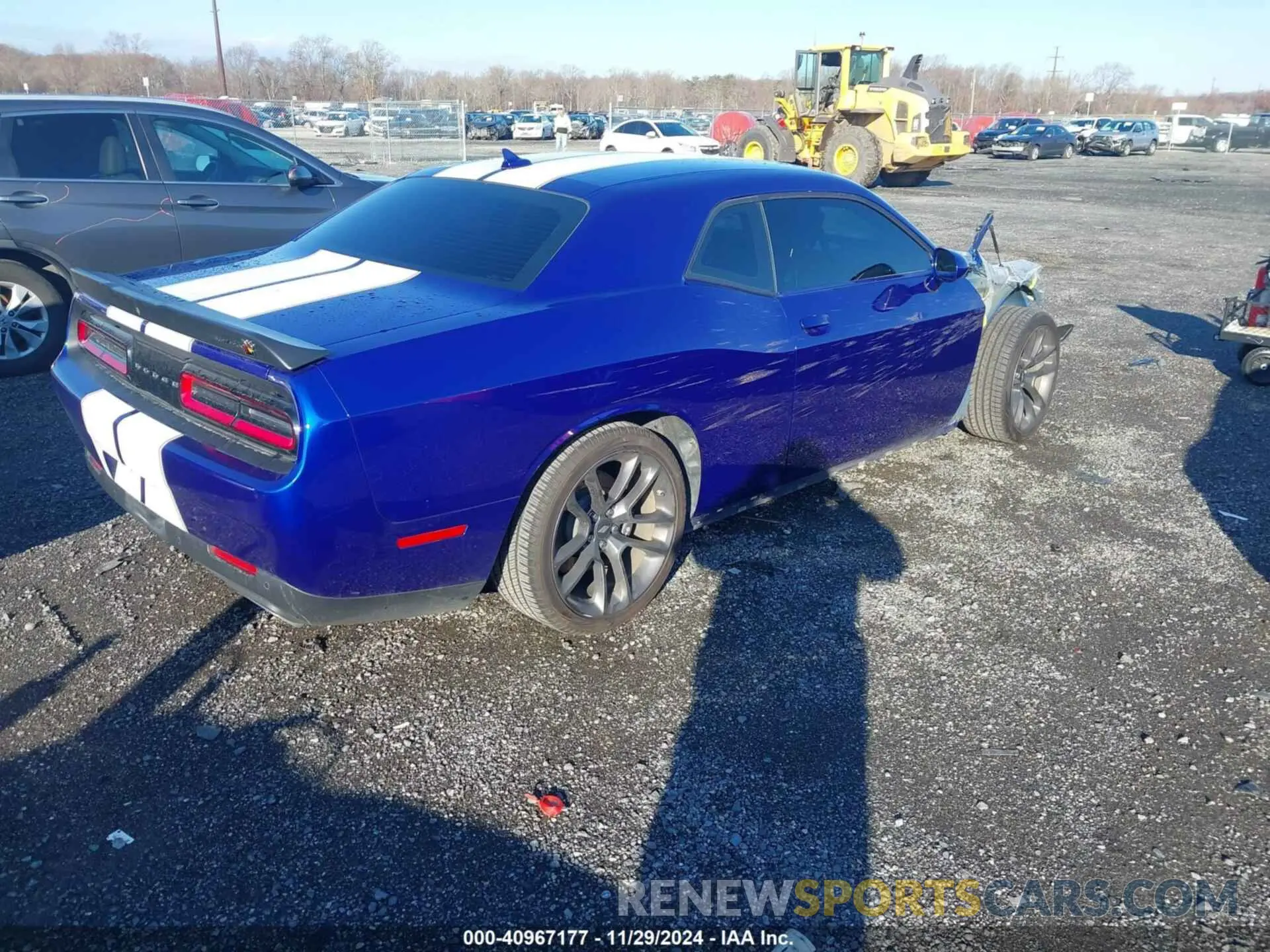 4 Photograph of a damaged car 2C3CDZFJ8LH235790 DODGE CHALLENGER 2020