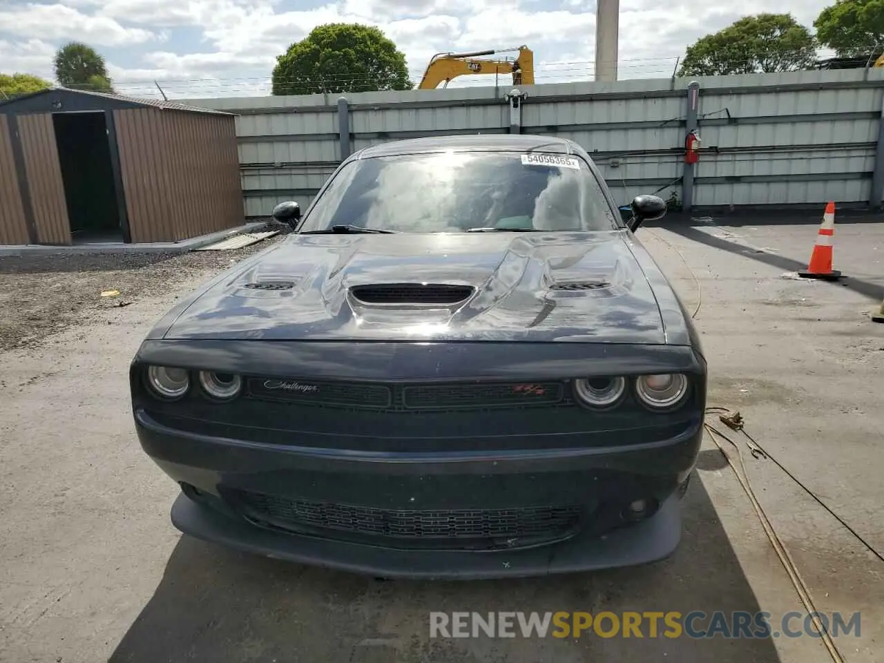 5 Photograph of a damaged car 2C3CDZFJXLH123329 DODGE CHALLENGER 2020