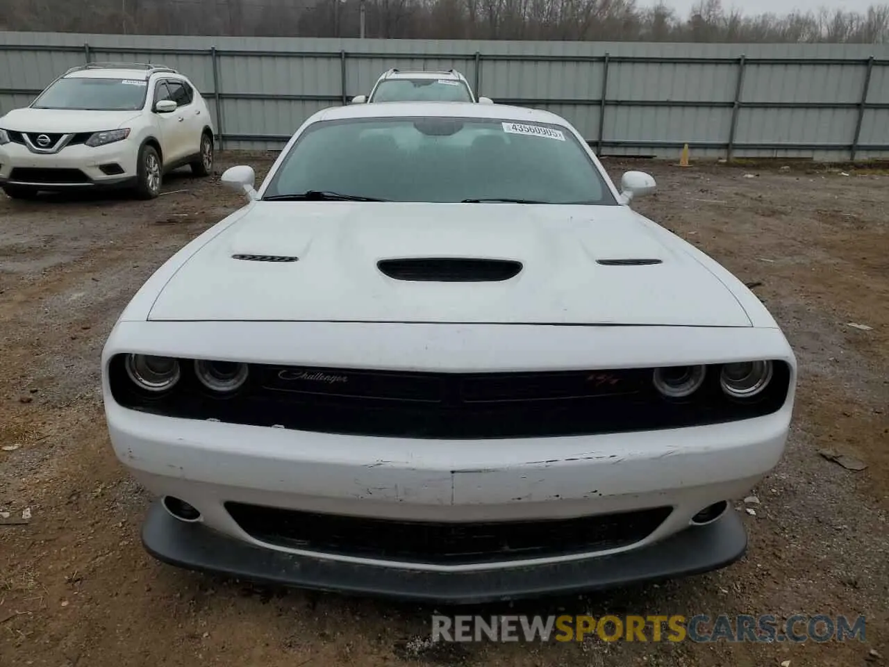 5 Photograph of a damaged car 2C3CDZFJXLH218084 DODGE CHALLENGER 2020