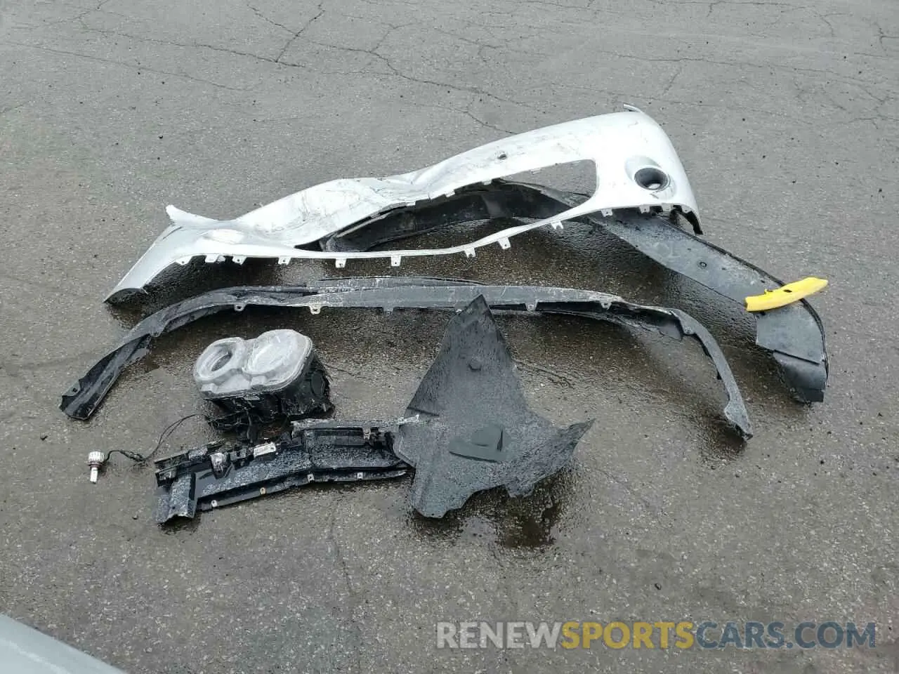 12 Photograph of a damaged car 2C3CDZJG3LH105704 DODGE CHALLENGER 2020