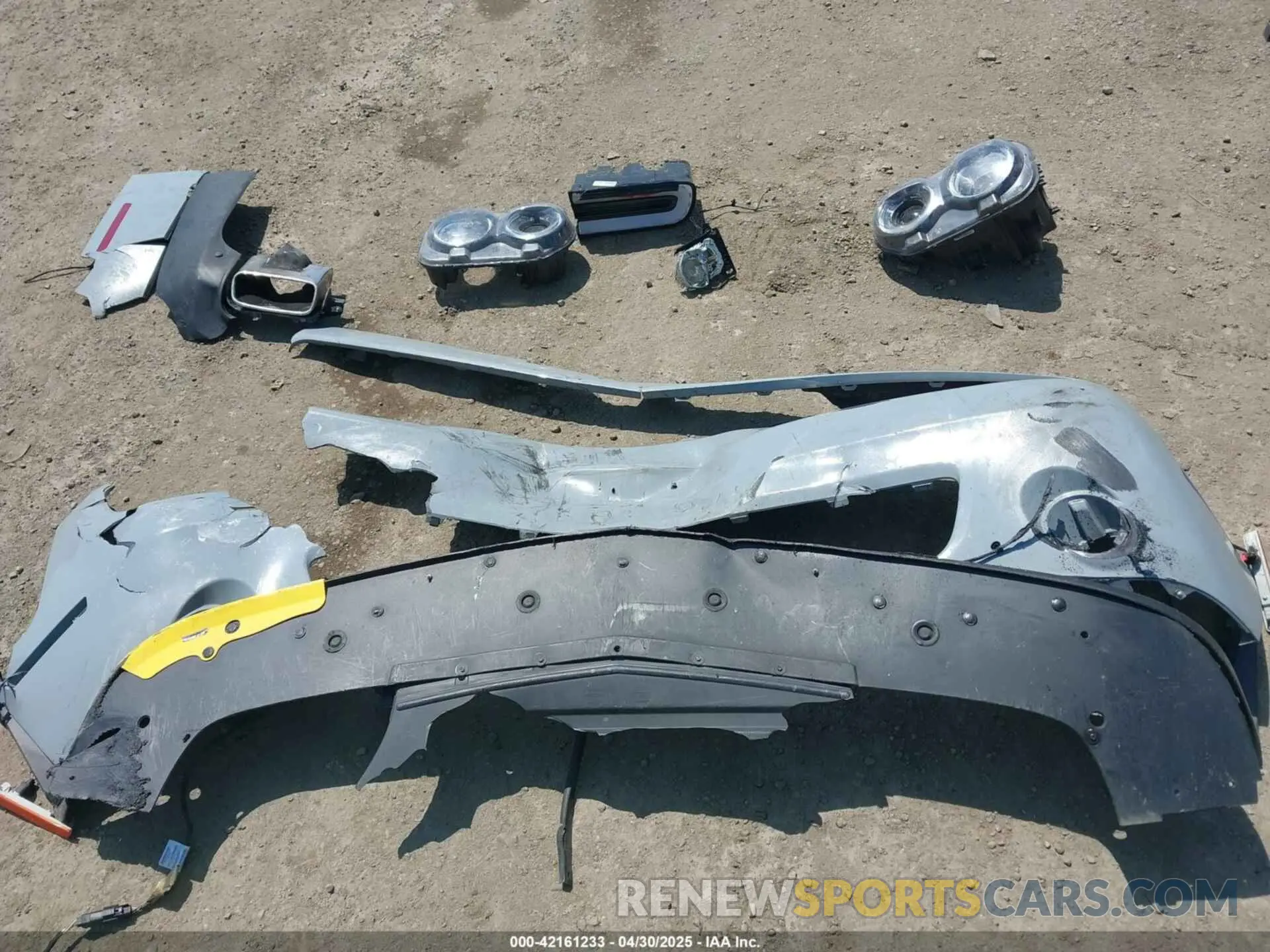 11 Photograph of a damaged car 2C3CDZJG4LH250475 DODGE CHALLENGER 2020