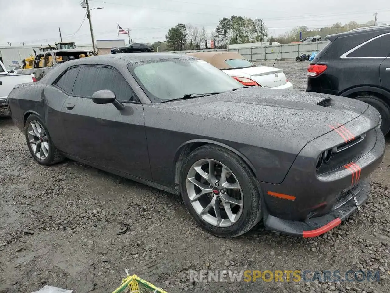 4 Photograph of a damaged car 2C3CDZJG6LH112873 DODGE CHALLENGER 2020
