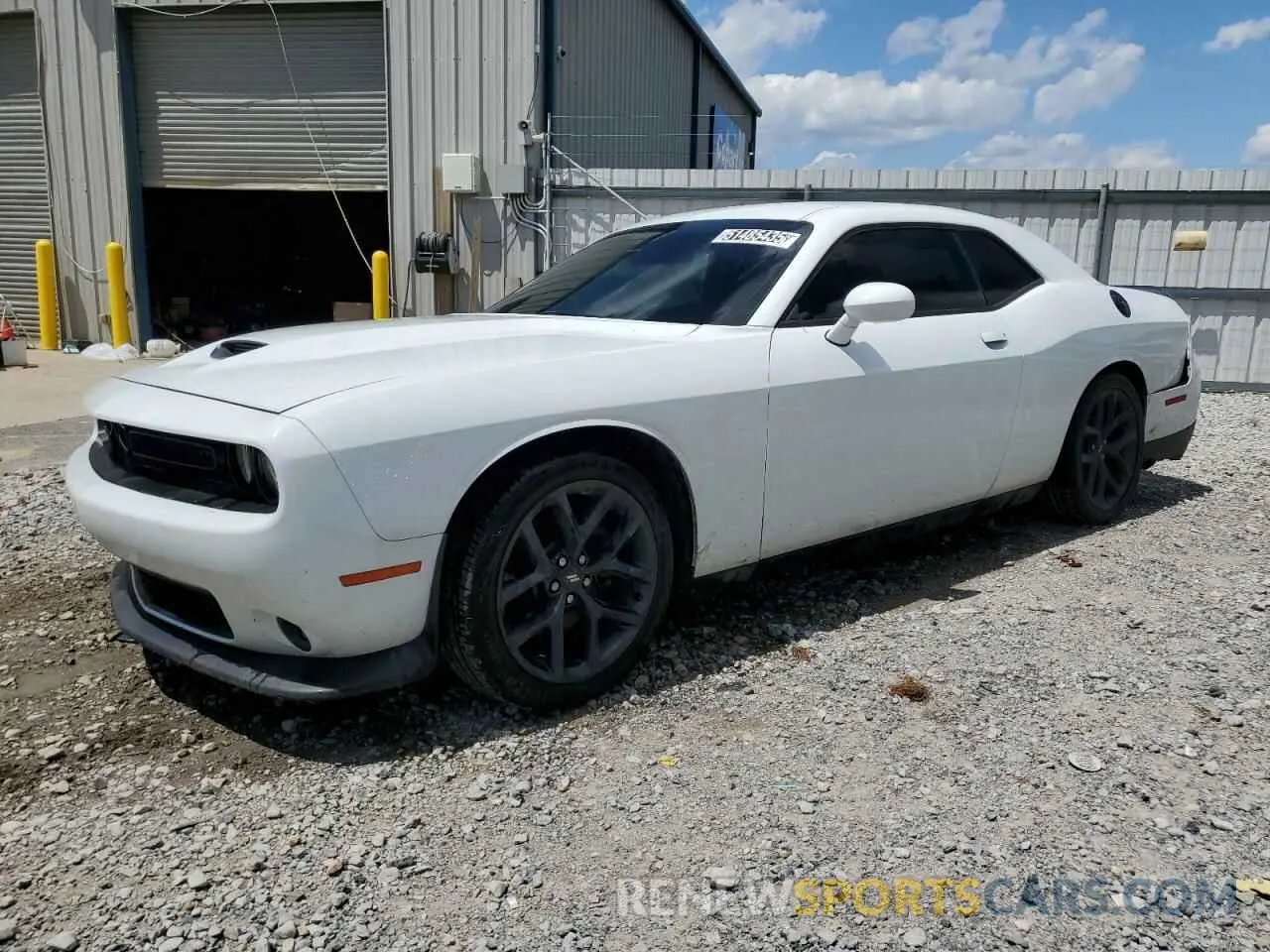 1 Photograph of a damaged car 2C3CDZJG8LH132722 DODGE CHALLENGER 2020