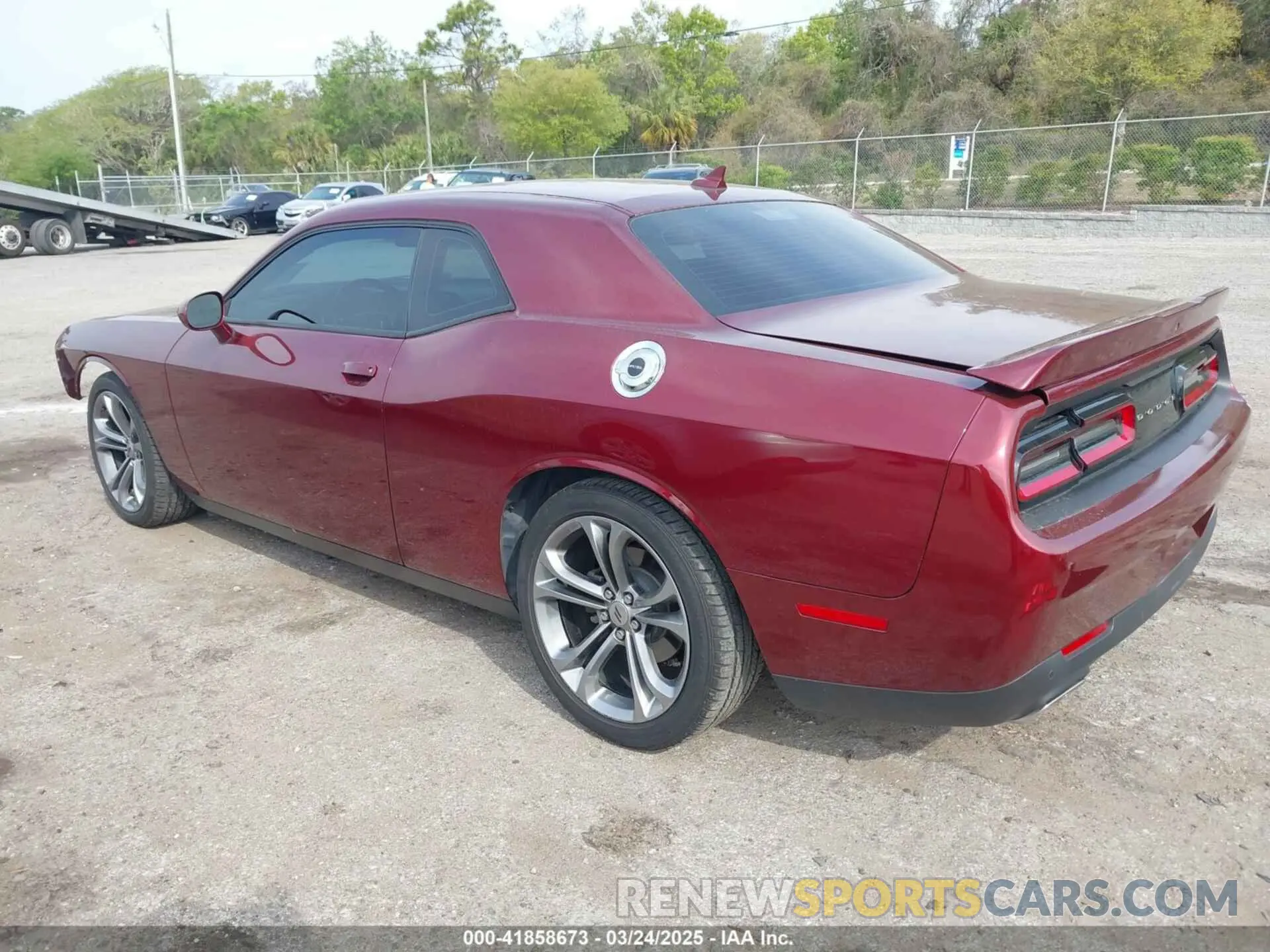 3 Photograph of a damaged car 2C3CDZJG9LH231100 DODGE CHALLENGER 2020