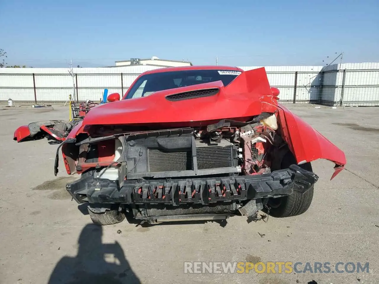 5 Photograph of a damaged car 2C3CDZJGXLH110124 DODGE CHALLENGER 2020