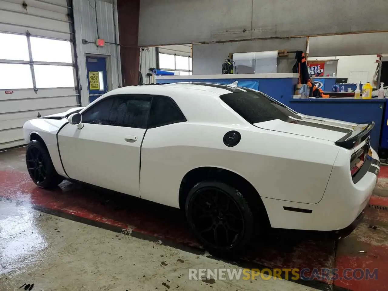 2 Photograph of a damaged car 2C3CDZKG2LH155170 DODGE CHALLENGER 2020