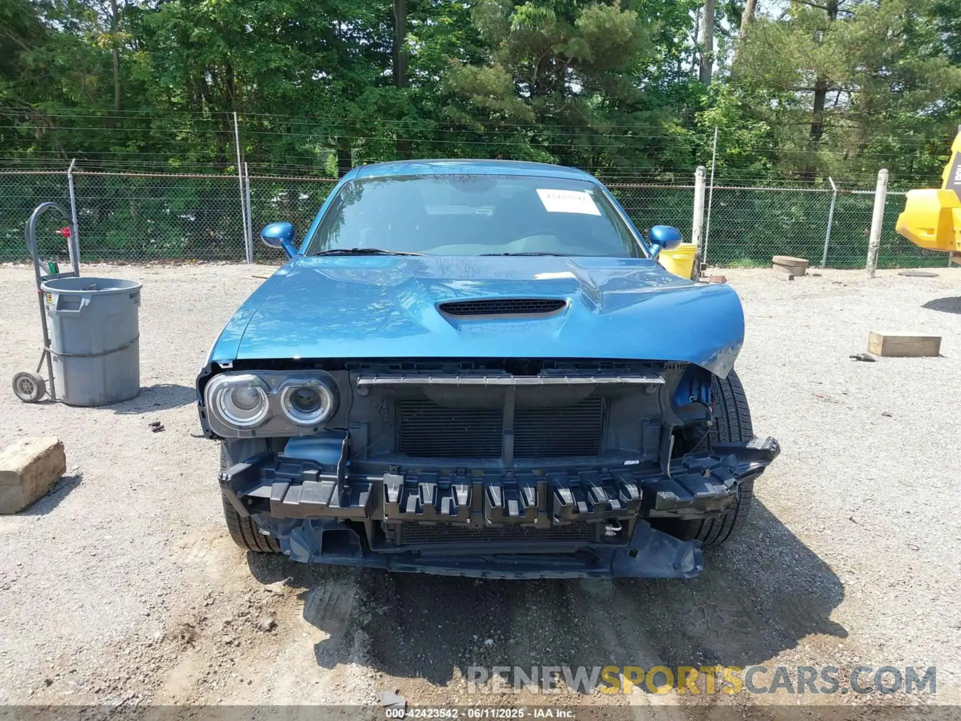 13 Photograph of a damaged car 2C3CDZKG7LH132922 DODGE CHALLENGER 2020