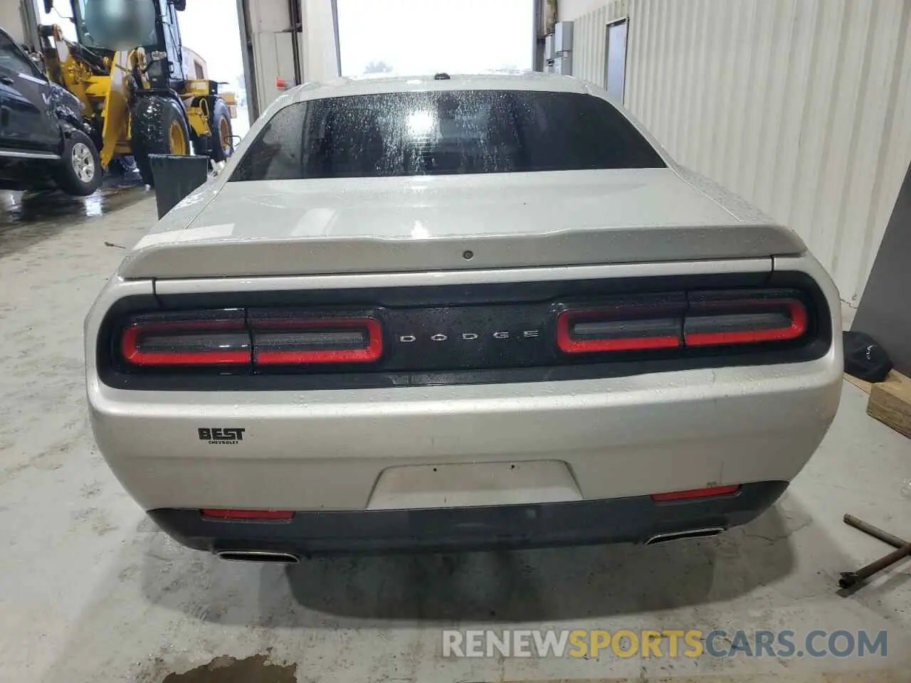6 Photograph of a damaged car 2C3CDZAG0MH546952 DODGE CHALLENGER 2021