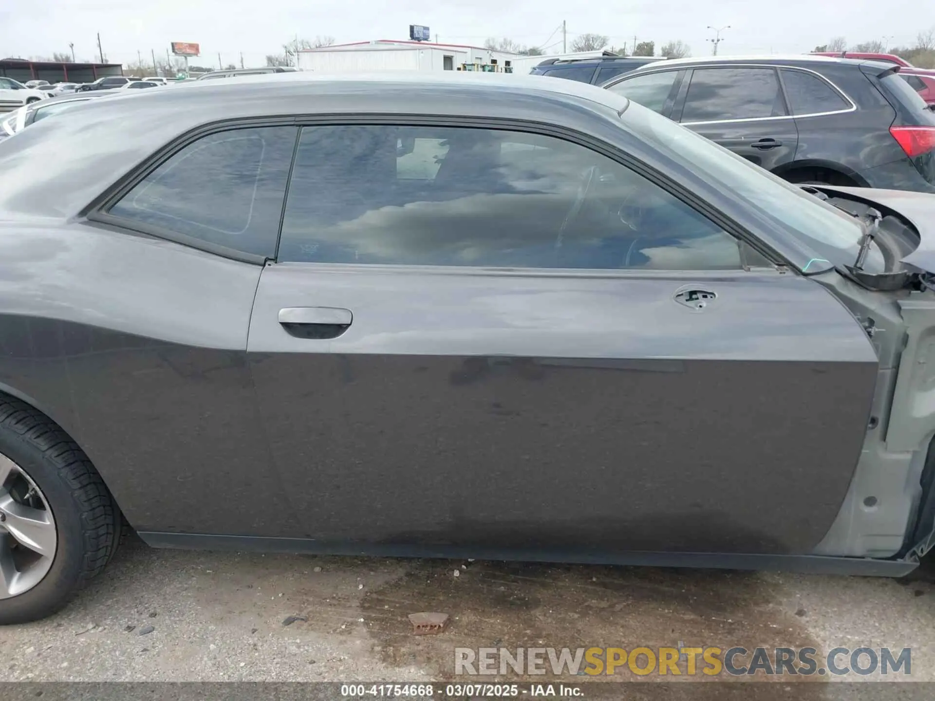 14 Photograph of a damaged car 2C3CDZAG0MH635193 DODGE CHALLENGER 2021