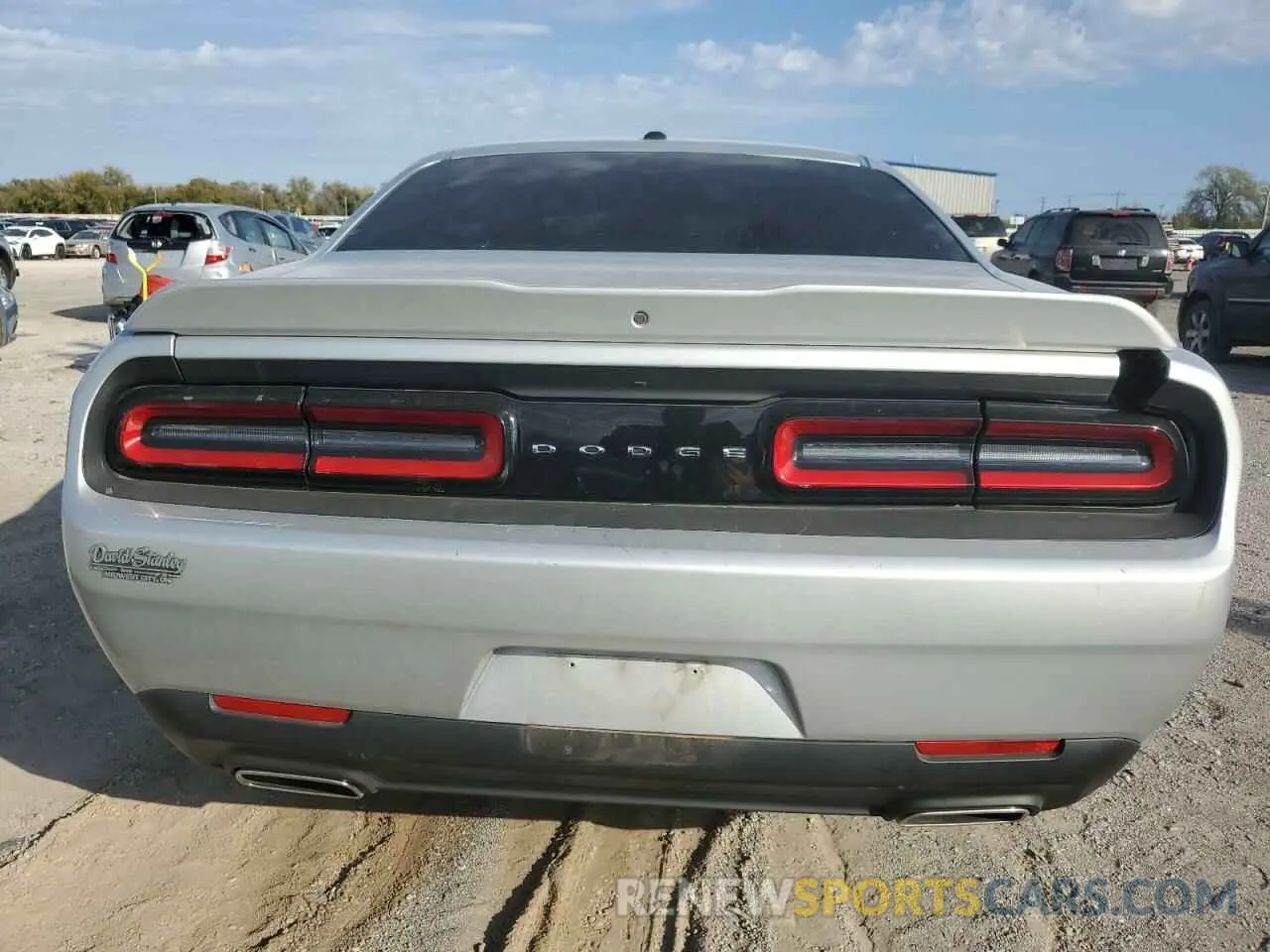 6 Photograph of a damaged car 2C3CDZAG1MH571679 DODGE CHALLENGER 2021