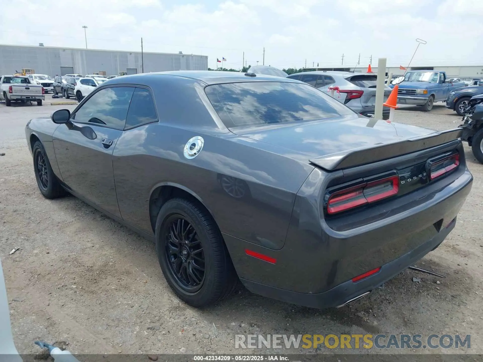 3 Photograph of a damaged car 2C3CDZAG1MH630696 DODGE CHALLENGER 2021