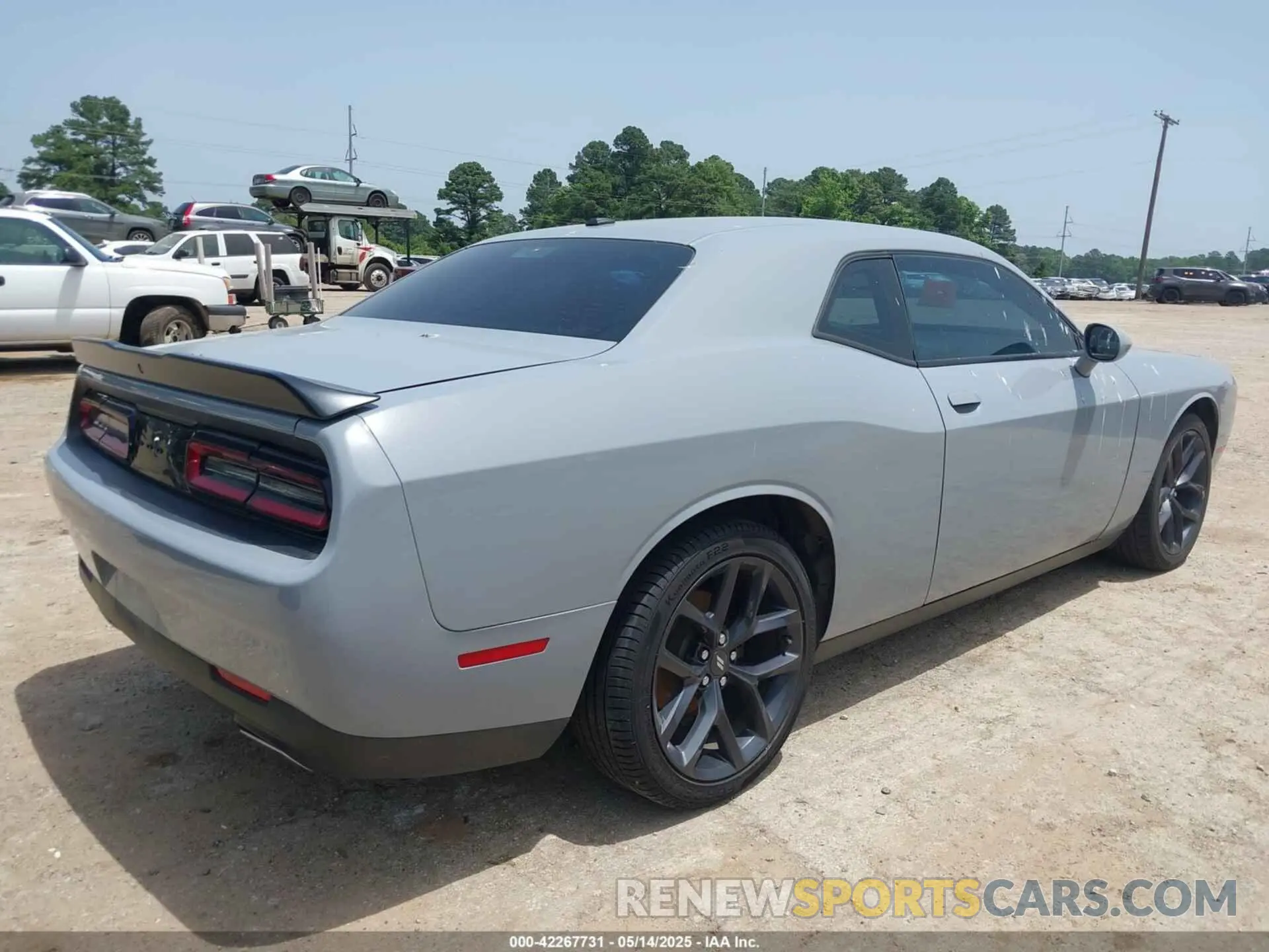 4 Photograph of a damaged car 2C3CDZAG4MH577265 DODGE CHALLENGER 2021