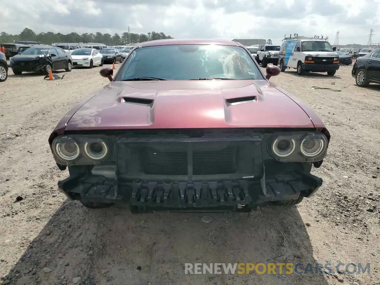 5 Photograph of a damaged car 2C3CDZAG5MH513722 DODGE CHALLENGER 2021