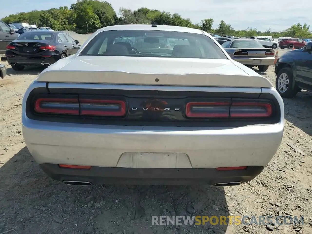 6 Photograph of a damaged car 2C3CDZAG6MH538662 DODGE CHALLENGER 2021