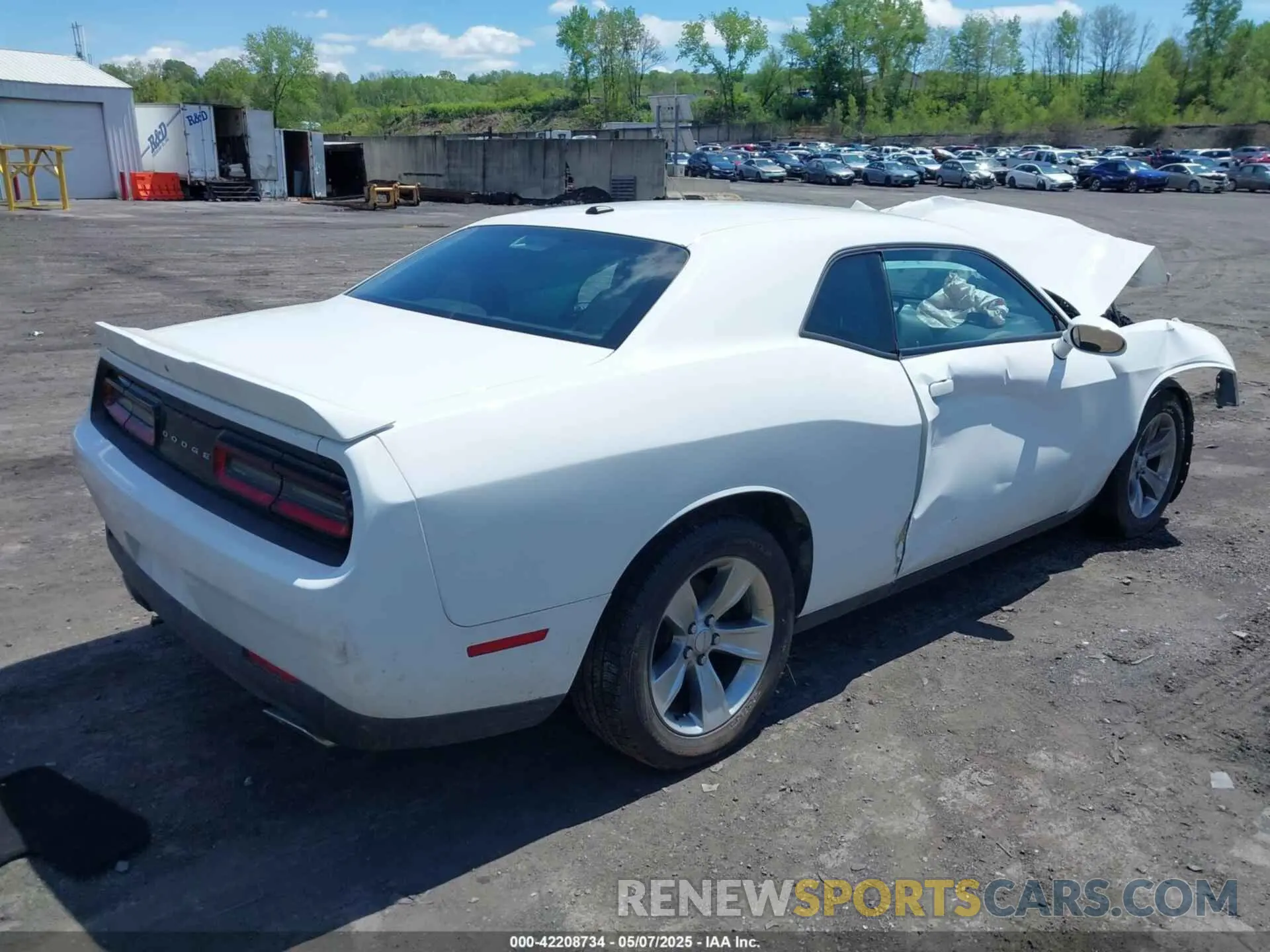 4 Photograph of a damaged car 2C3CDZAG6MH547135 DODGE CHALLENGER 2021
