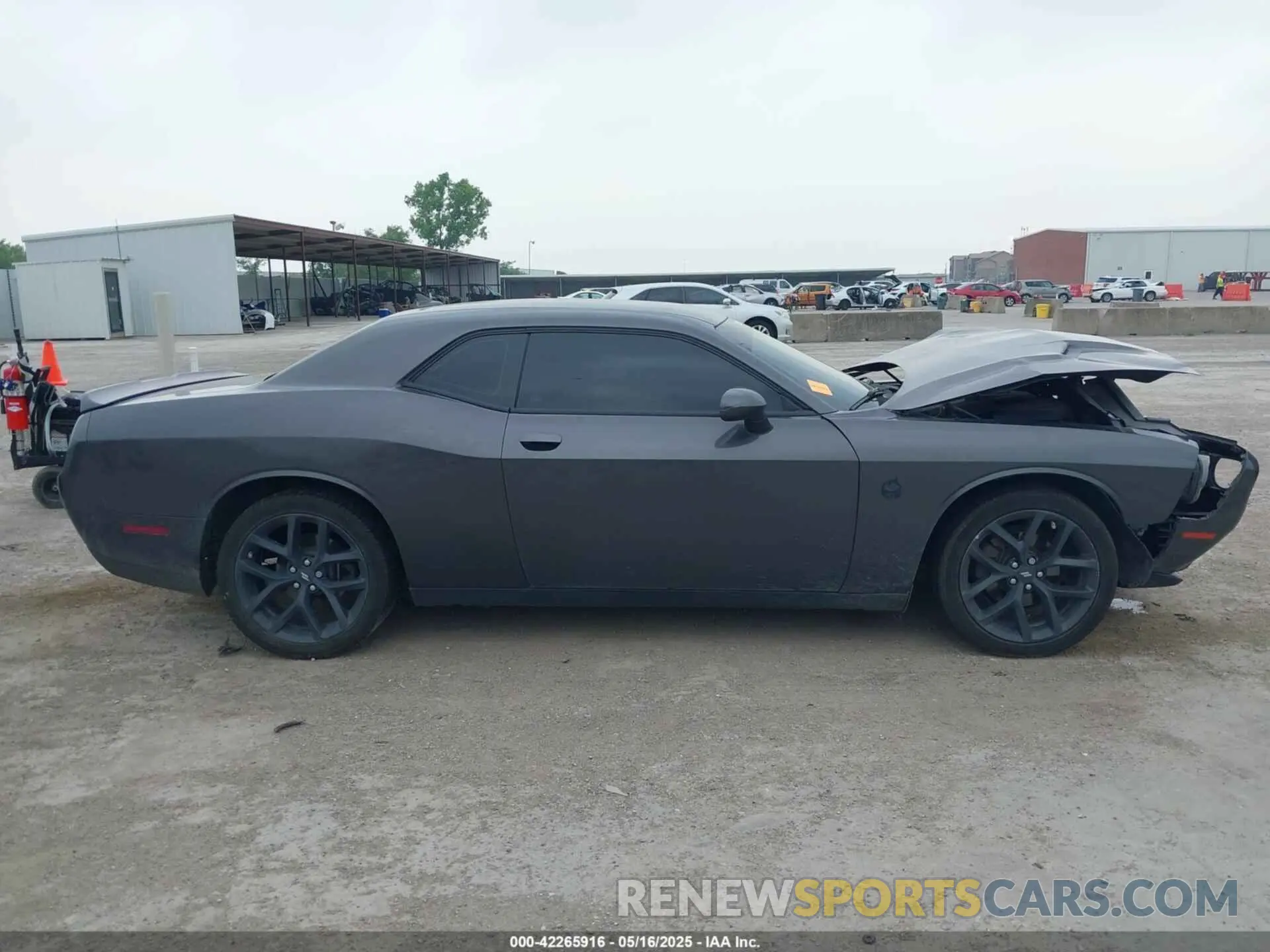 13 Photograph of a damaged car 2C3CDZAG9MH530913 DODGE CHALLENGER 2021