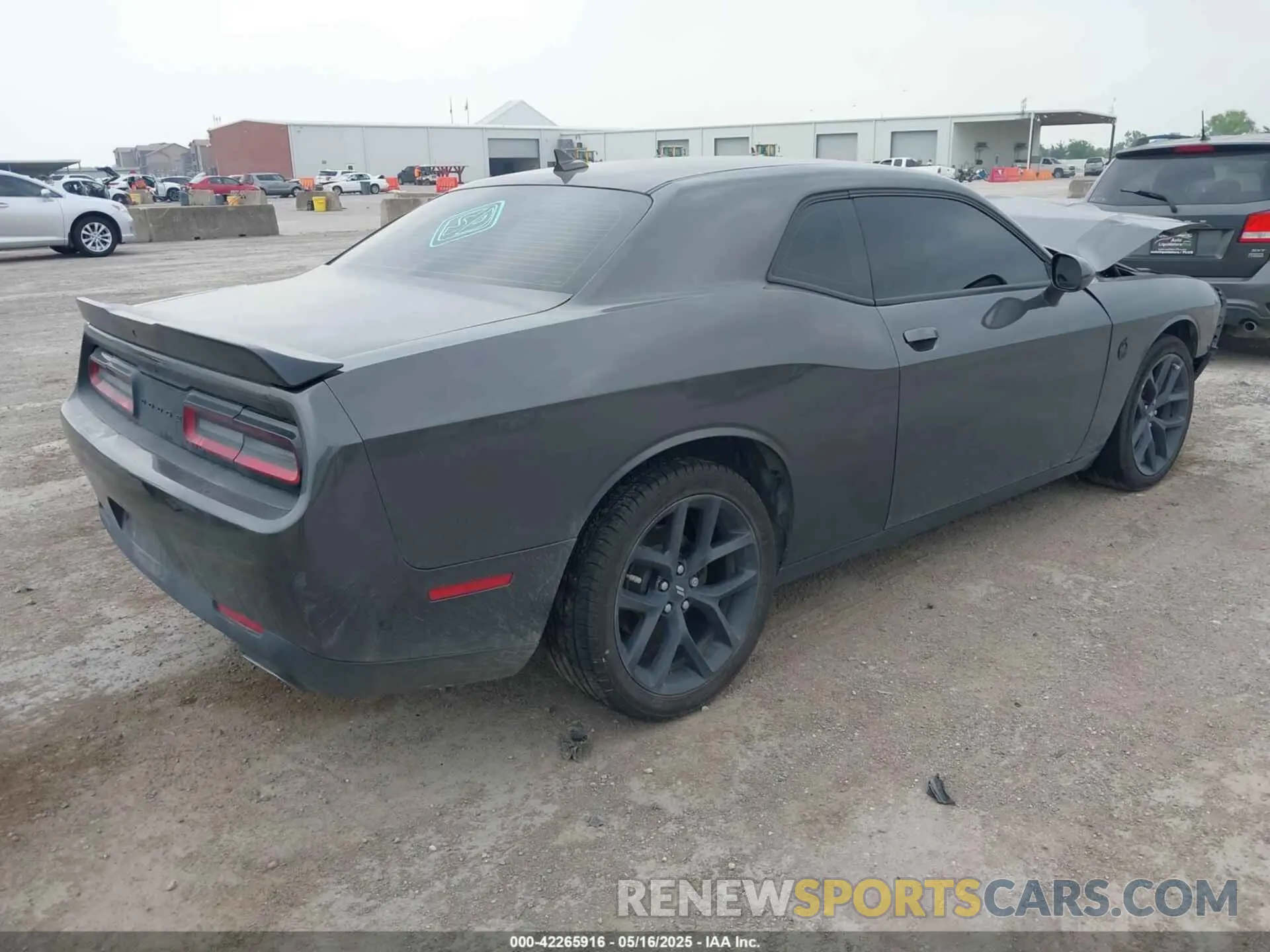 4 Photograph of a damaged car 2C3CDZAG9MH530913 DODGE CHALLENGER 2021
