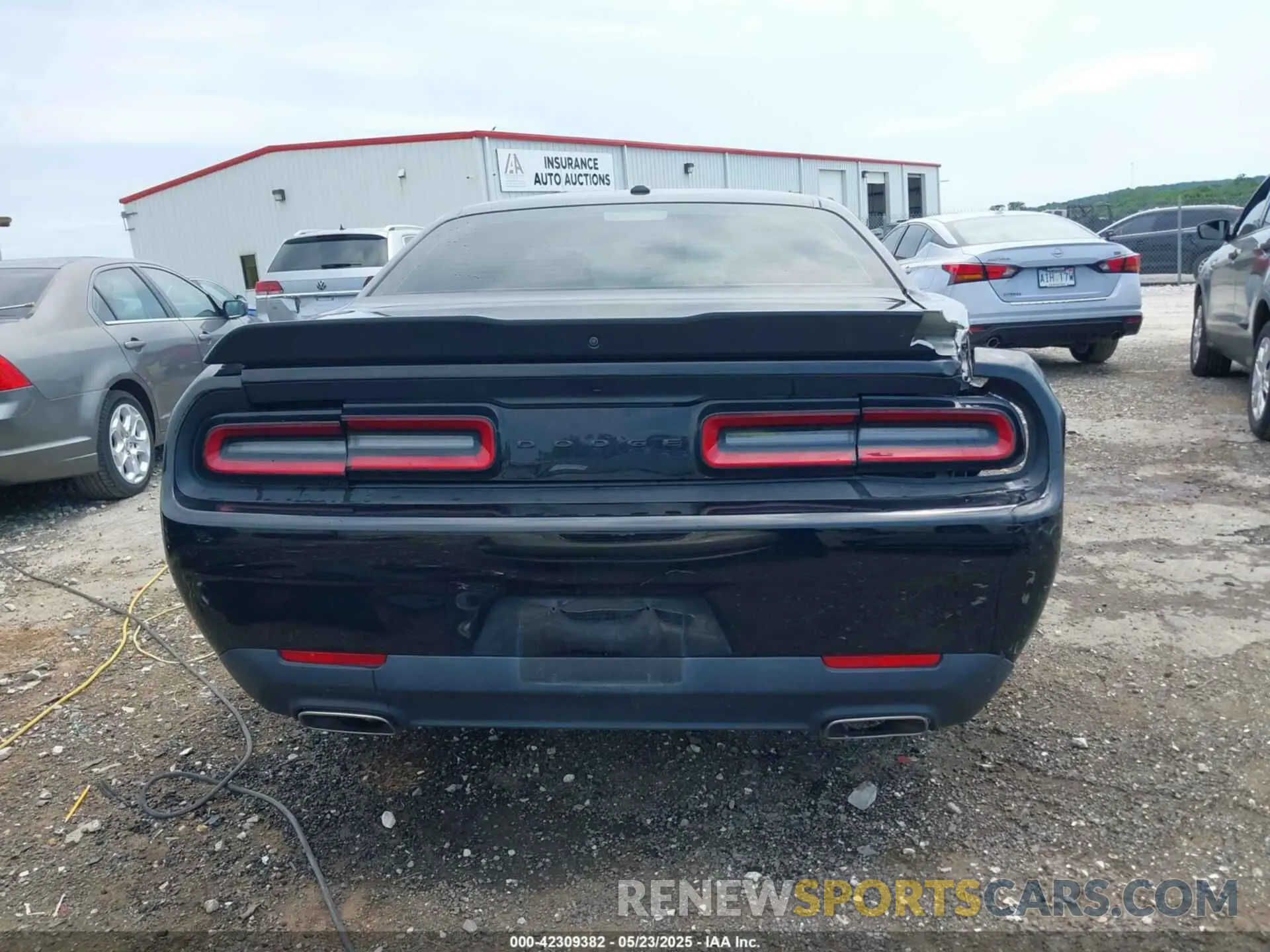 17 Photograph of a damaged car 2C3CDZAG9MH573390 DODGE CHALLENGER 2021