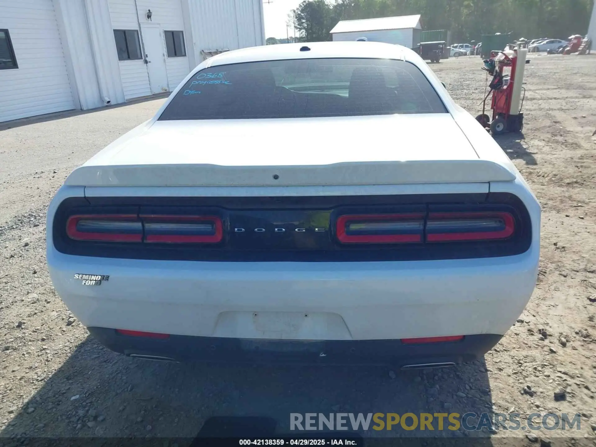 16 Photograph of a damaged car 2C3CDZAG9MH627173 DODGE CHALLENGER 2021