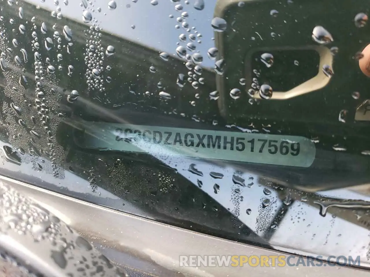 12 Photograph of a damaged car 2C3CDZAGXMH517569 DODGE CHALLENGER 2021