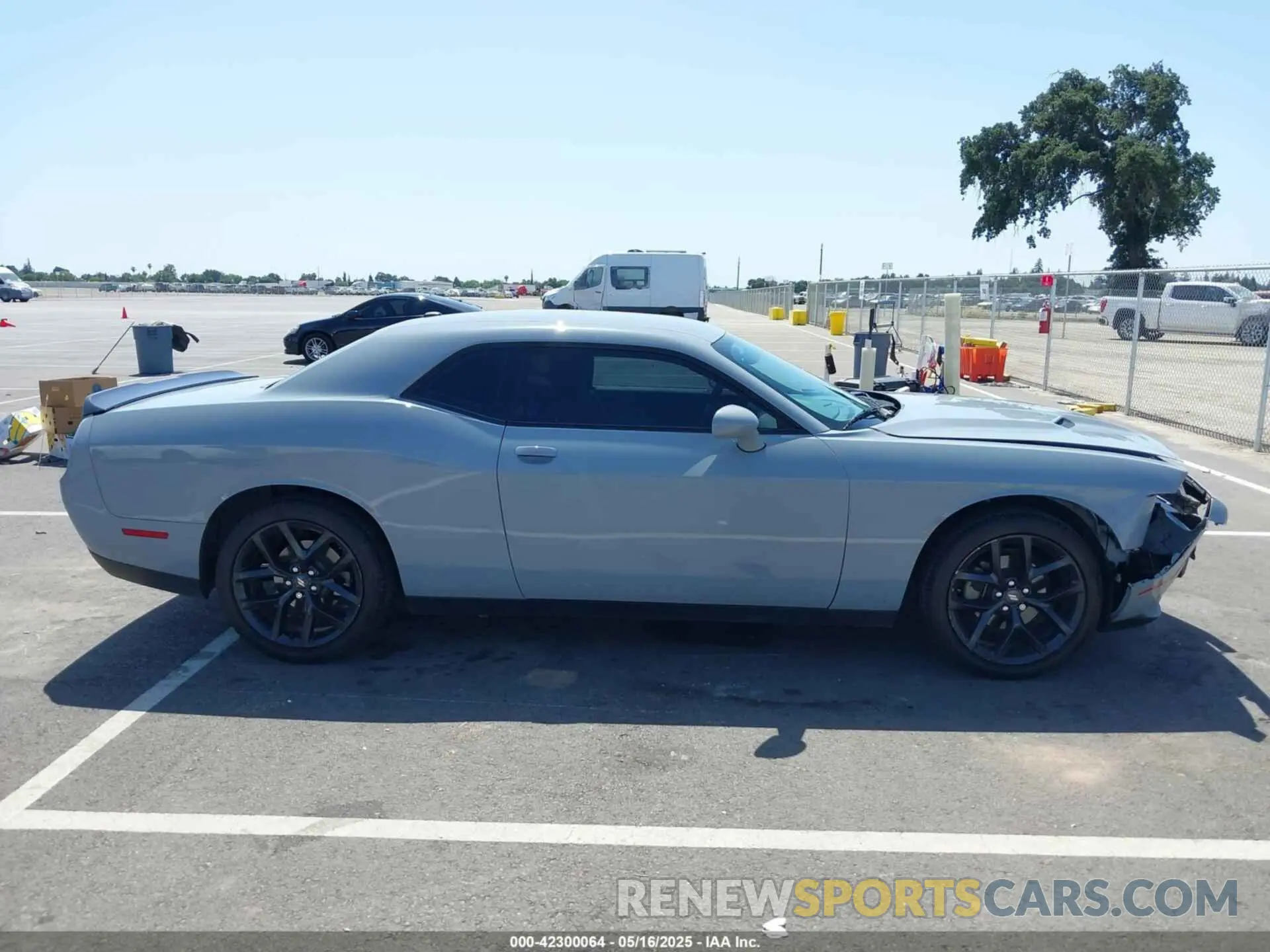 14 Photograph of a damaged car 2C3CDZAGXMH599674 DODGE CHALLENGER 2021