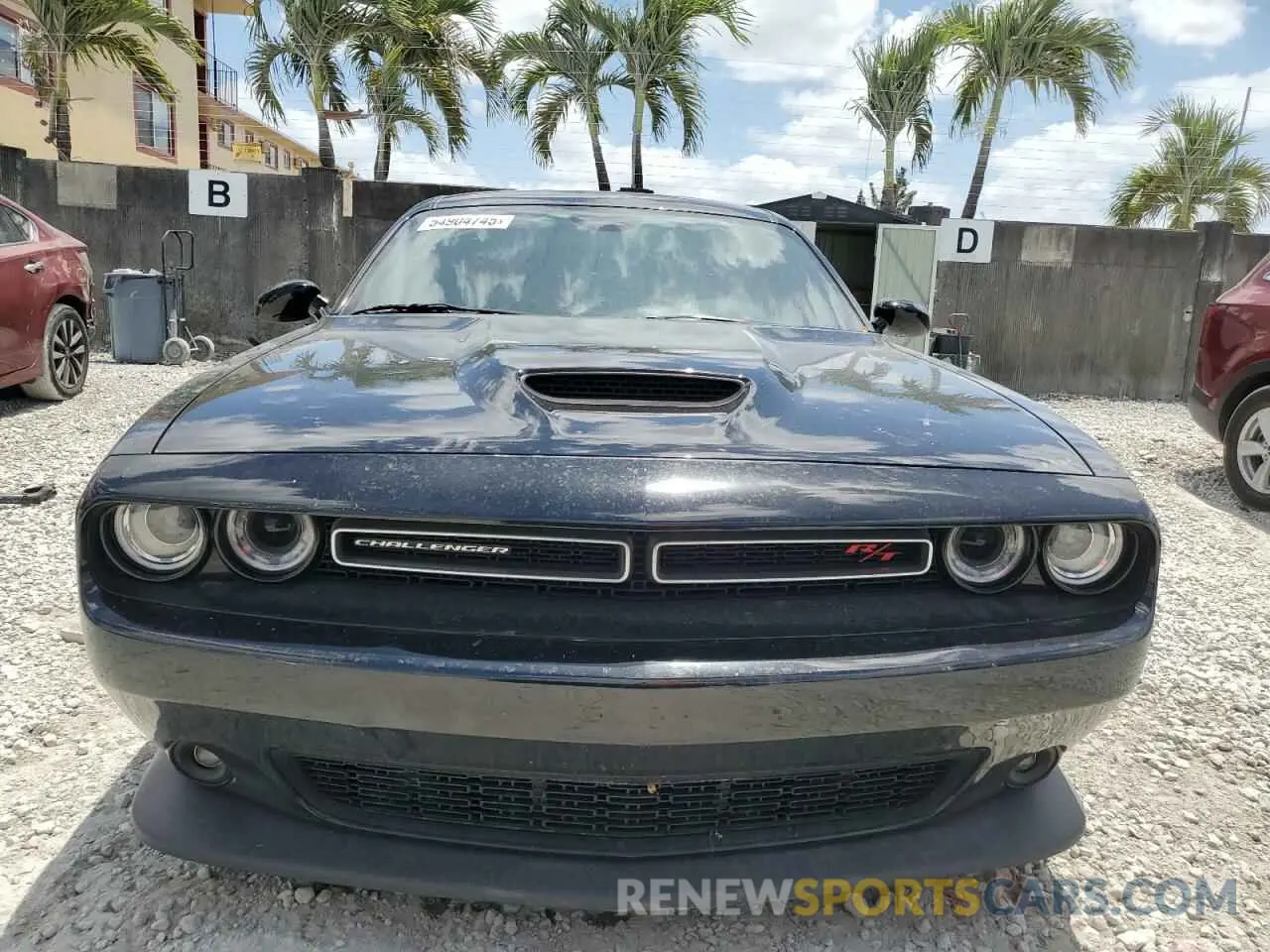 5 Photograph of a damaged car 2C3CDZBT0MH572432 DODGE CHALLENGER 2021