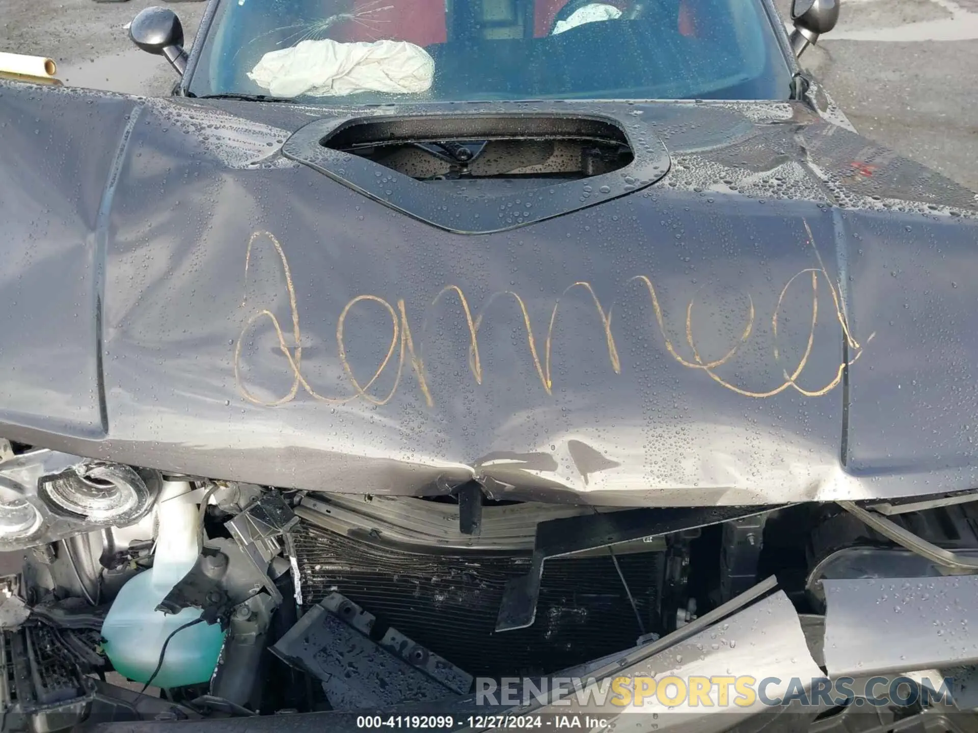 10 Photograph of a damaged car 2C3CDZBT1MH560306 DODGE CHALLENGER 2021