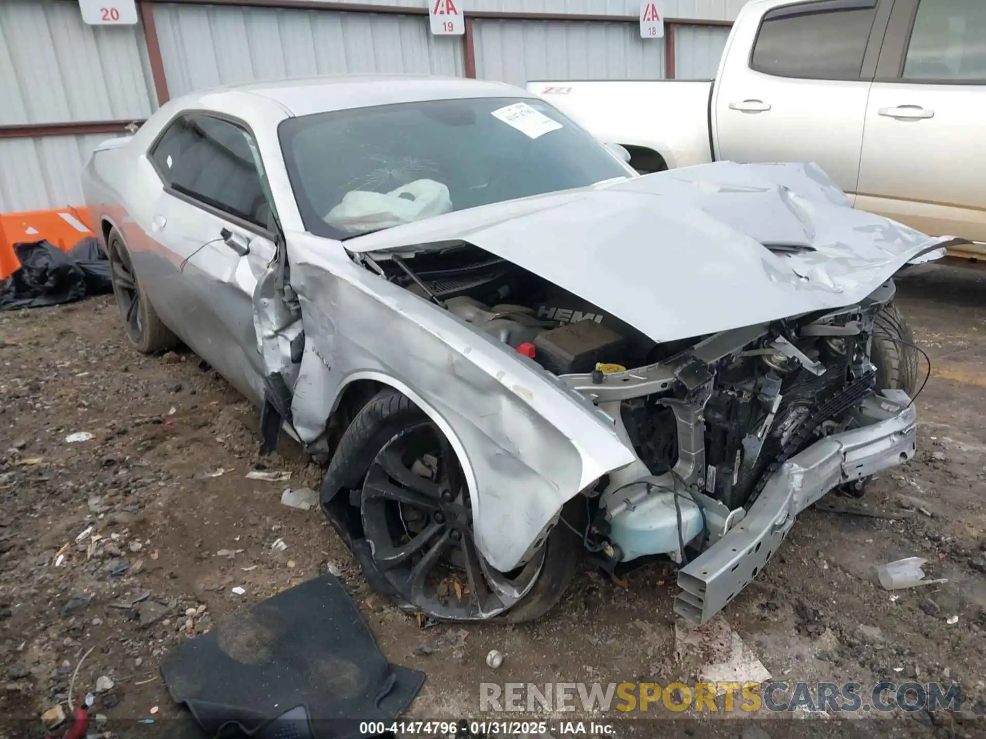 1 Photograph of a damaged car 2C3CDZBT1MH586419 DODGE CHALLENGER 2021