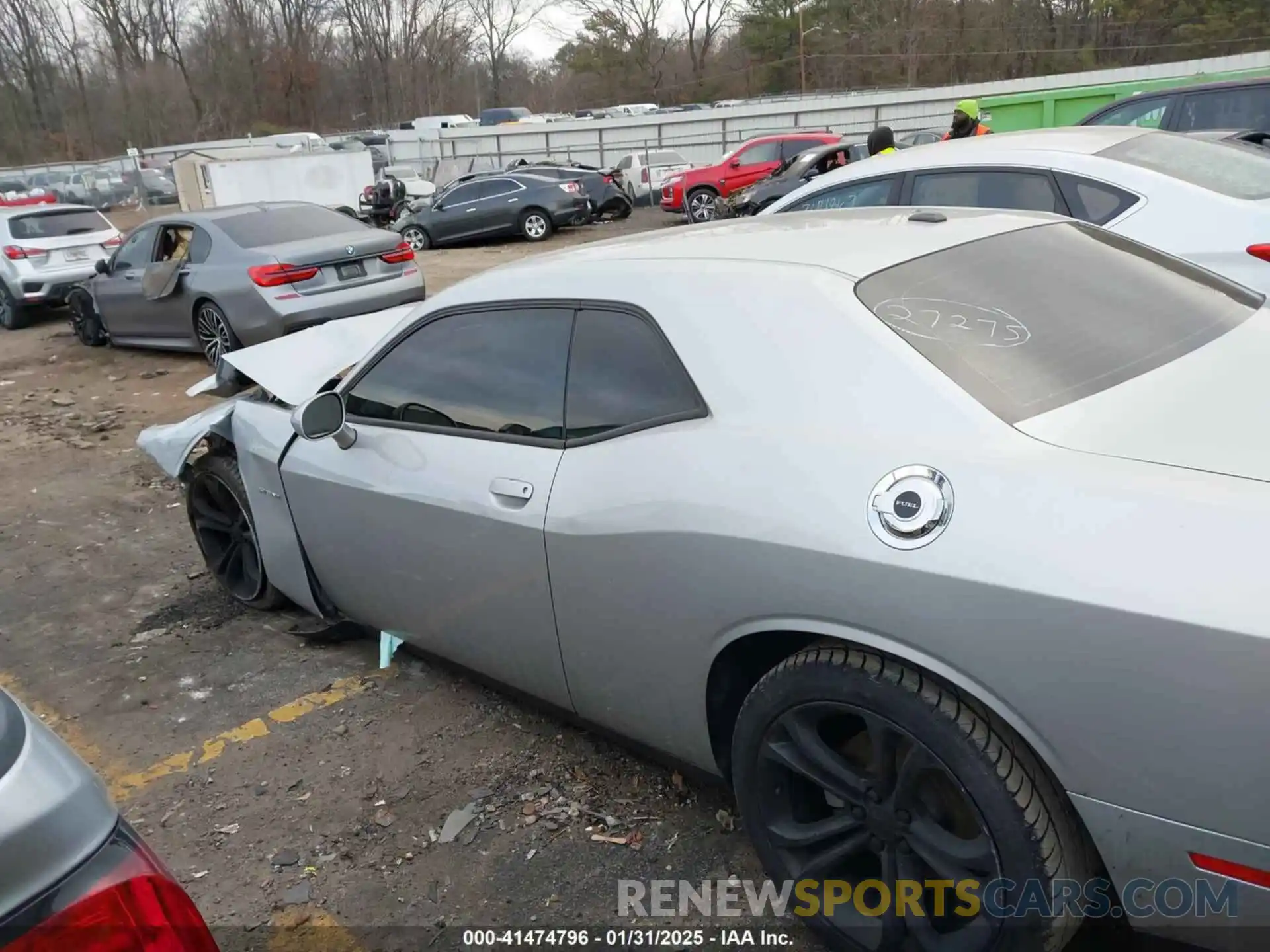 13 Photograph of a damaged car 2C3CDZBT1MH586419 DODGE CHALLENGER 2021