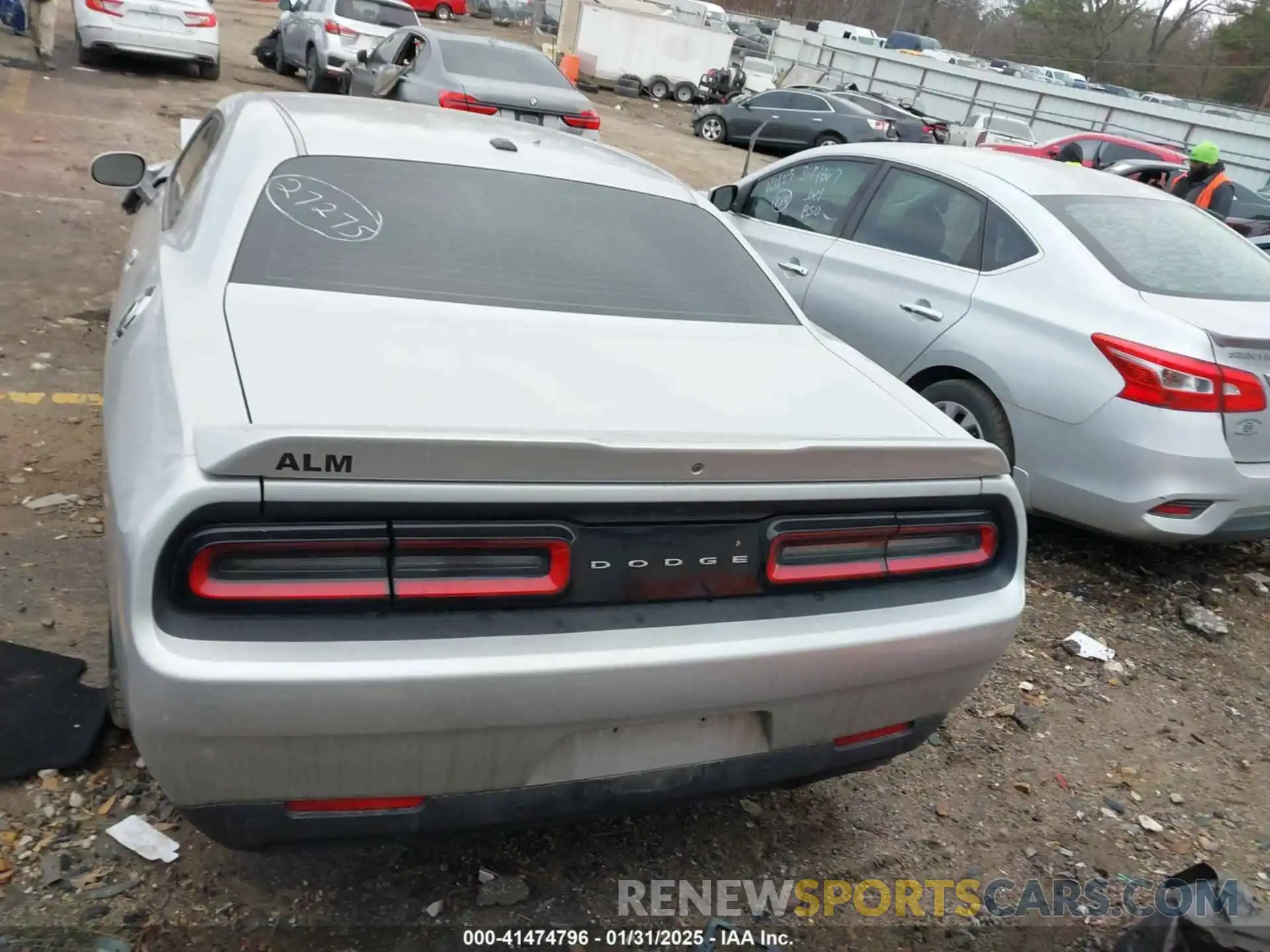 15 Photograph of a damaged car 2C3CDZBT1MH586419 DODGE CHALLENGER 2021