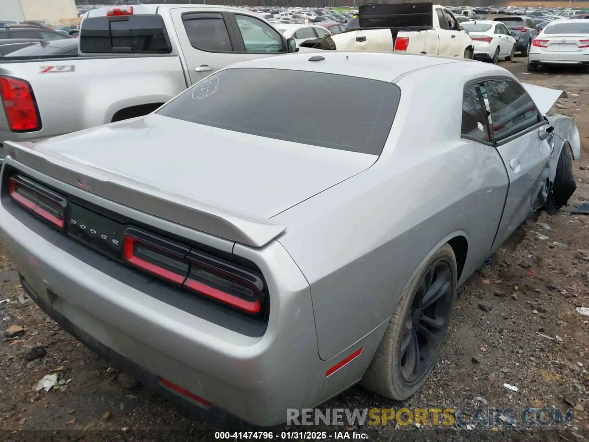 4 Photograph of a damaged car 2C3CDZBT1MH586419 DODGE CHALLENGER 2021