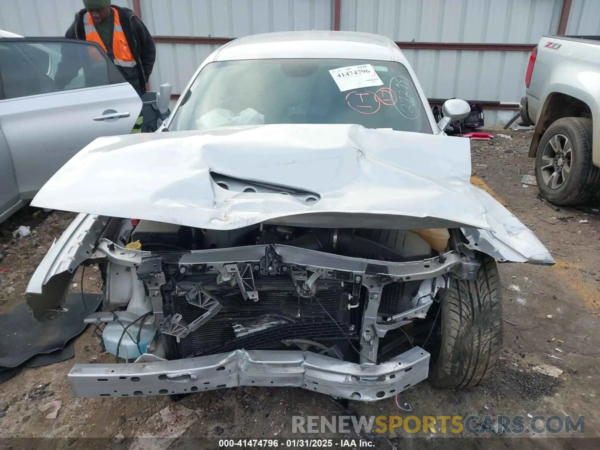 6 Photograph of a damaged car 2C3CDZBT1MH586419 DODGE CHALLENGER 2021