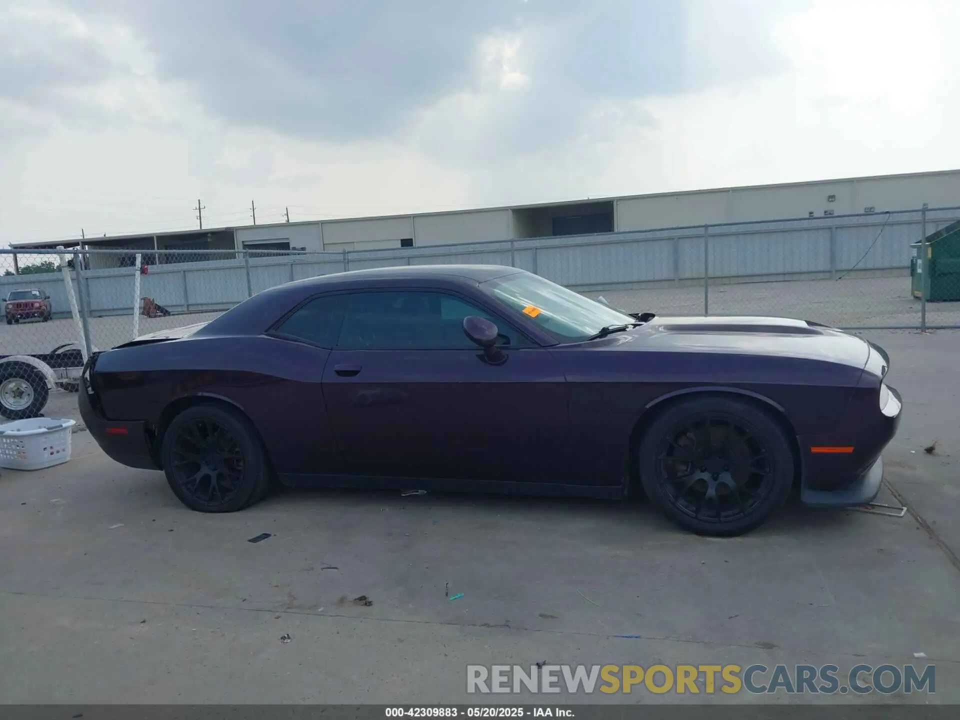 13 Photograph of a damaged car 2C3CDZBT2MH572917 DODGE CHALLENGER 2021