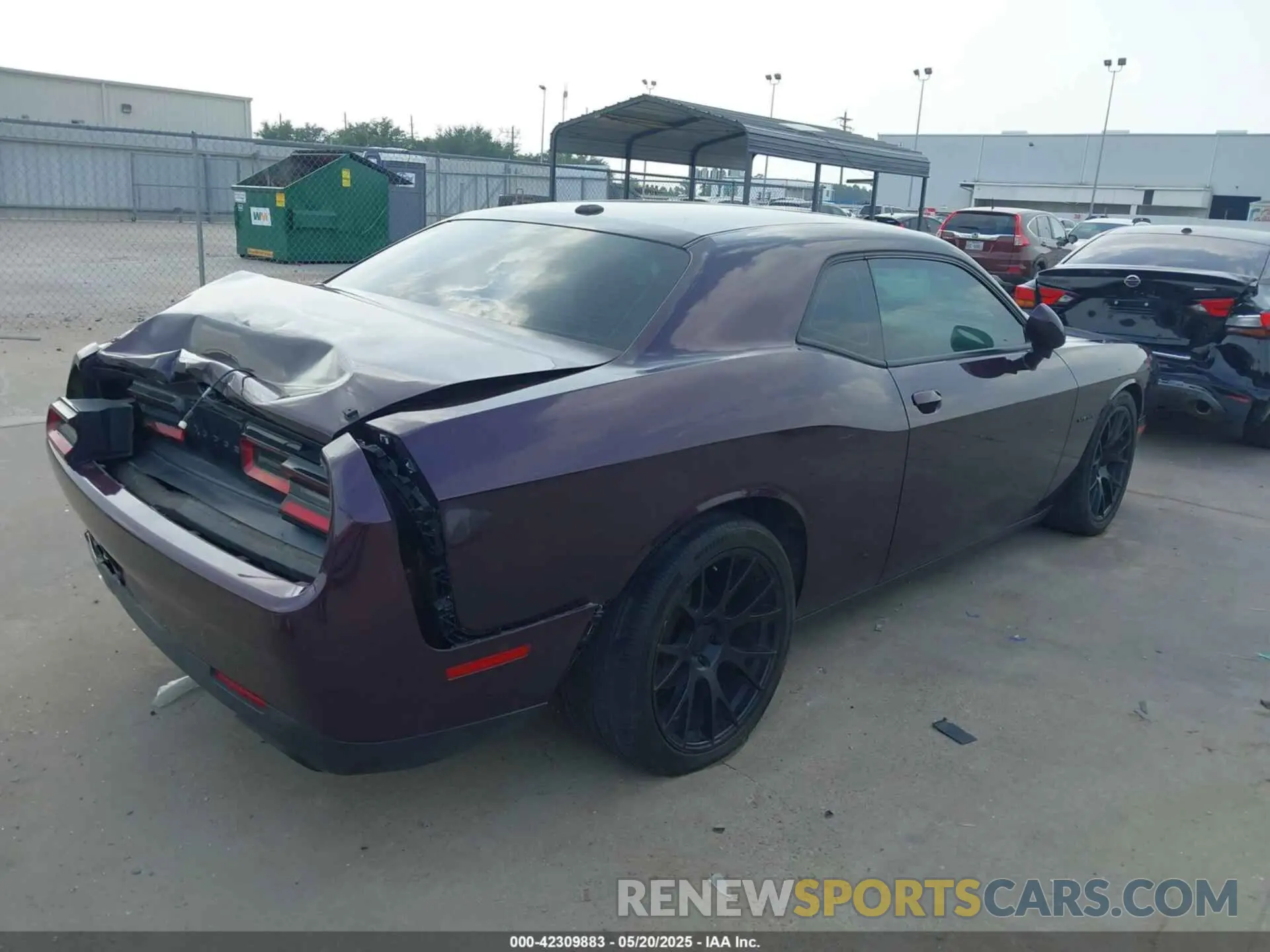 4 Photograph of a damaged car 2C3CDZBT2MH572917 DODGE CHALLENGER 2021