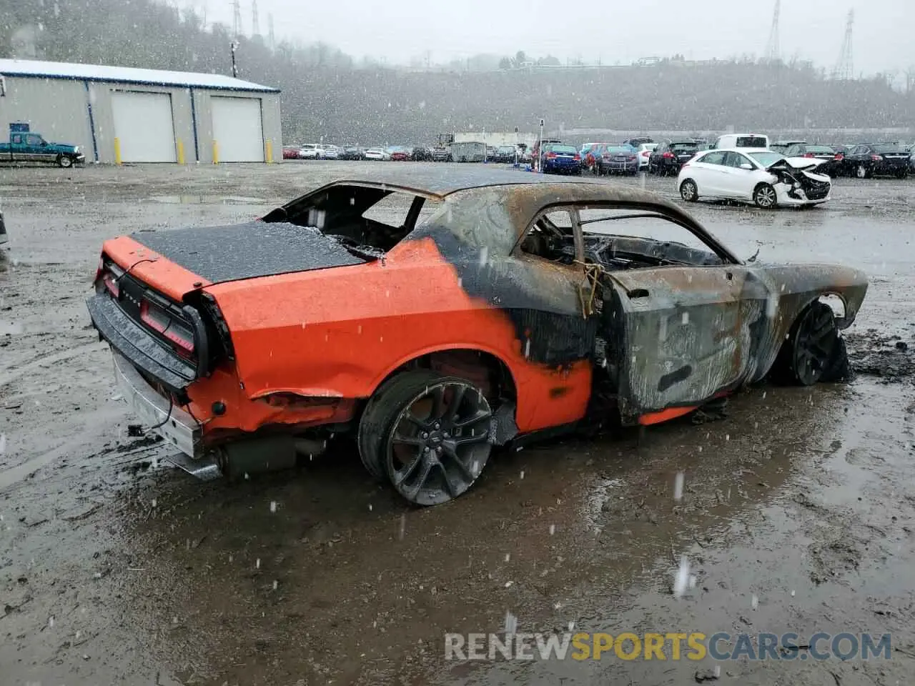 3 Photograph of a damaged car 2C3CDZBT2MH660267 DODGE CHALLENGER 2021