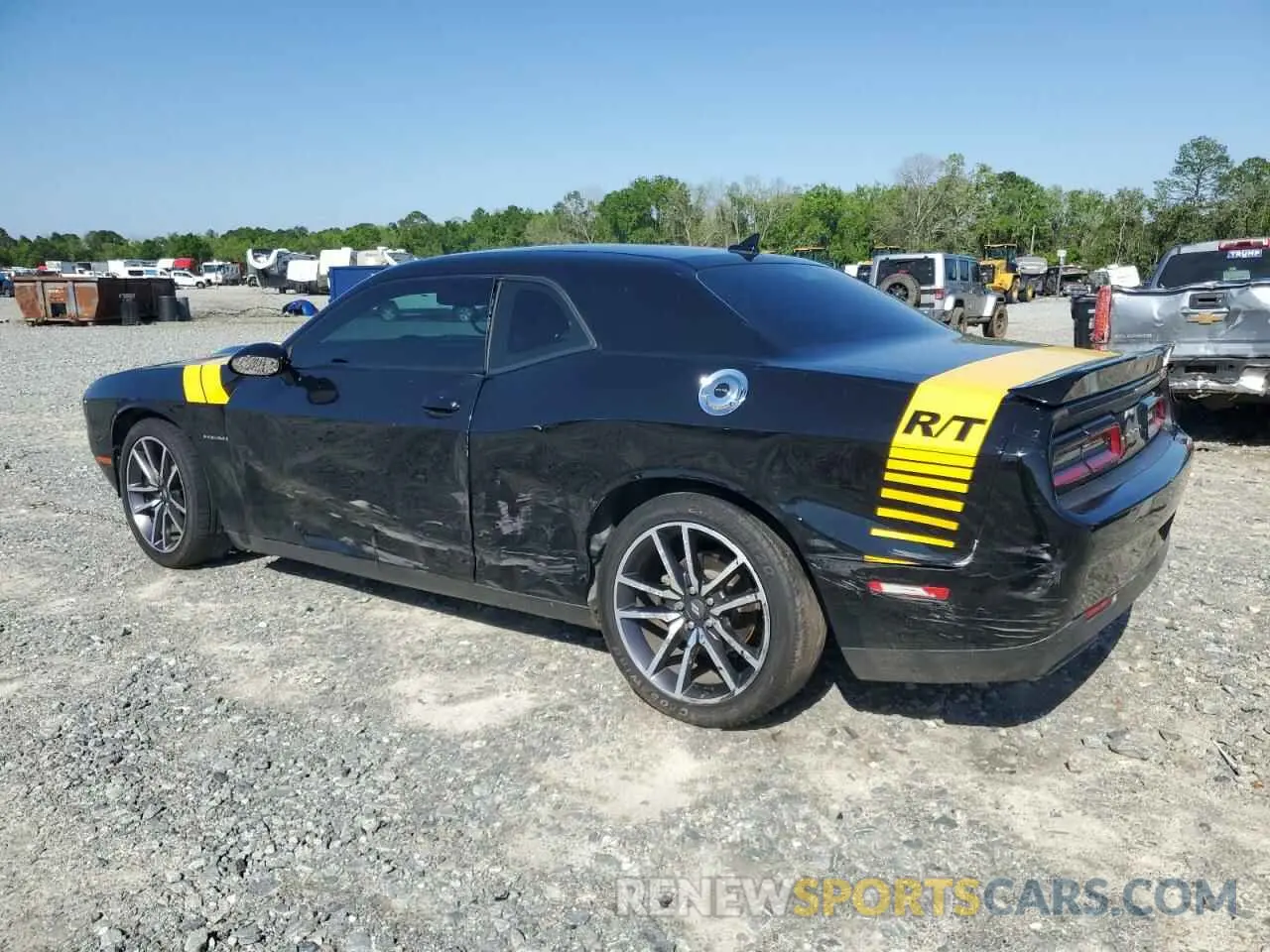 2 Photograph of a damaged car 2C3CDZBT2MH660981 DODGE CHALLENGER 2021