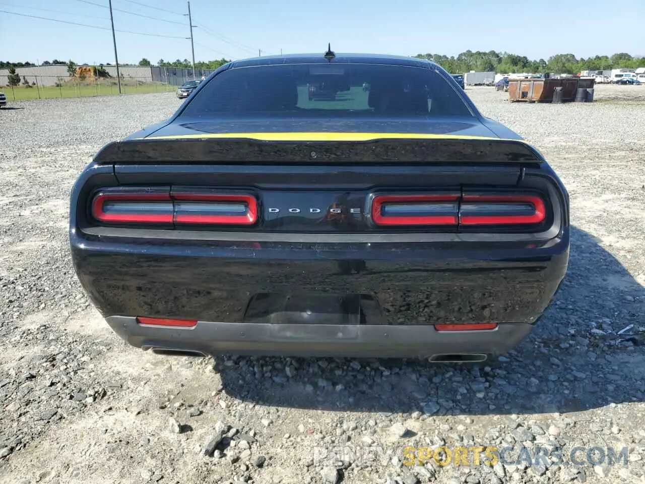 6 Photograph of a damaged car 2C3CDZBT2MH660981 DODGE CHALLENGER 2021