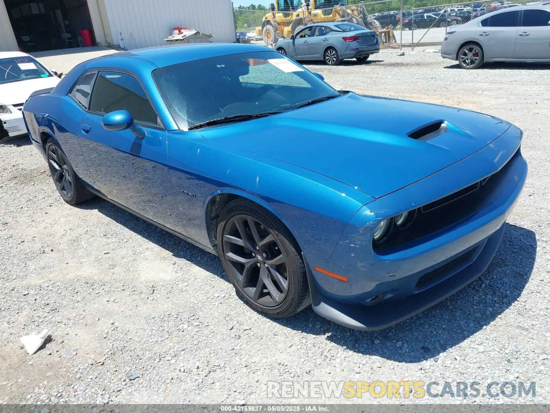 1 Photograph of a damaged car 2C3CDZBT3MH590732 DODGE CHALLENGER 2021