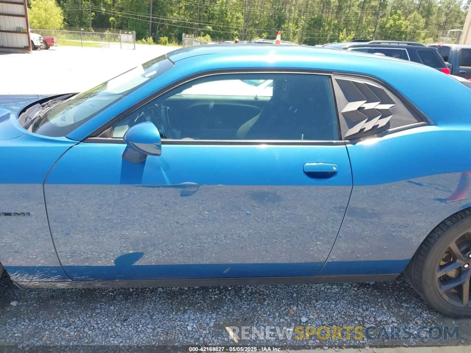 14 Photograph of a damaged car 2C3CDZBT3MH590732 DODGE CHALLENGER 2021