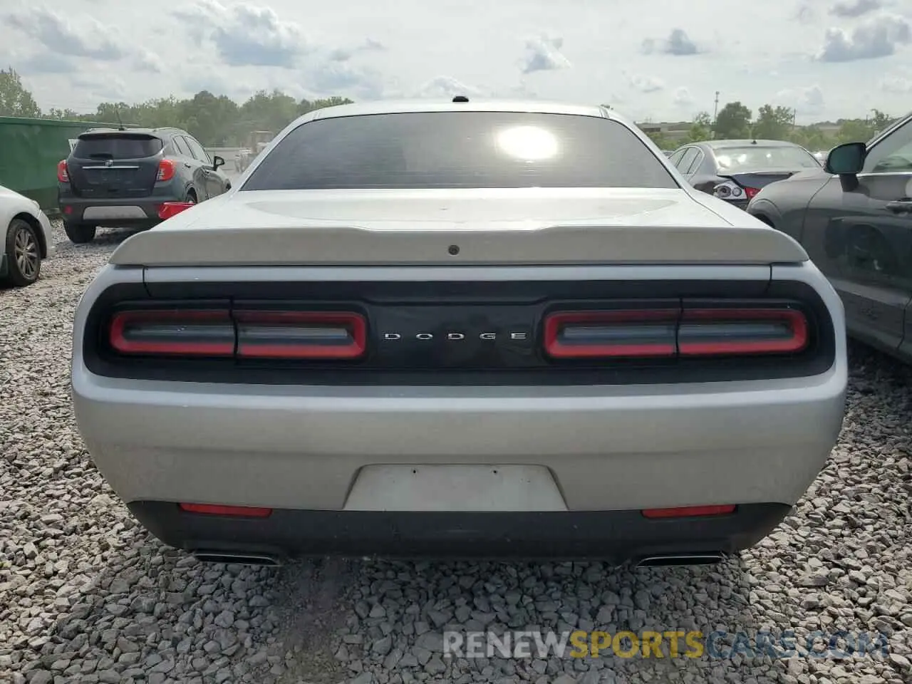 6 Photograph of a damaged car 2C3CDZBT5MH546652 DODGE CHALLENGER 2021
