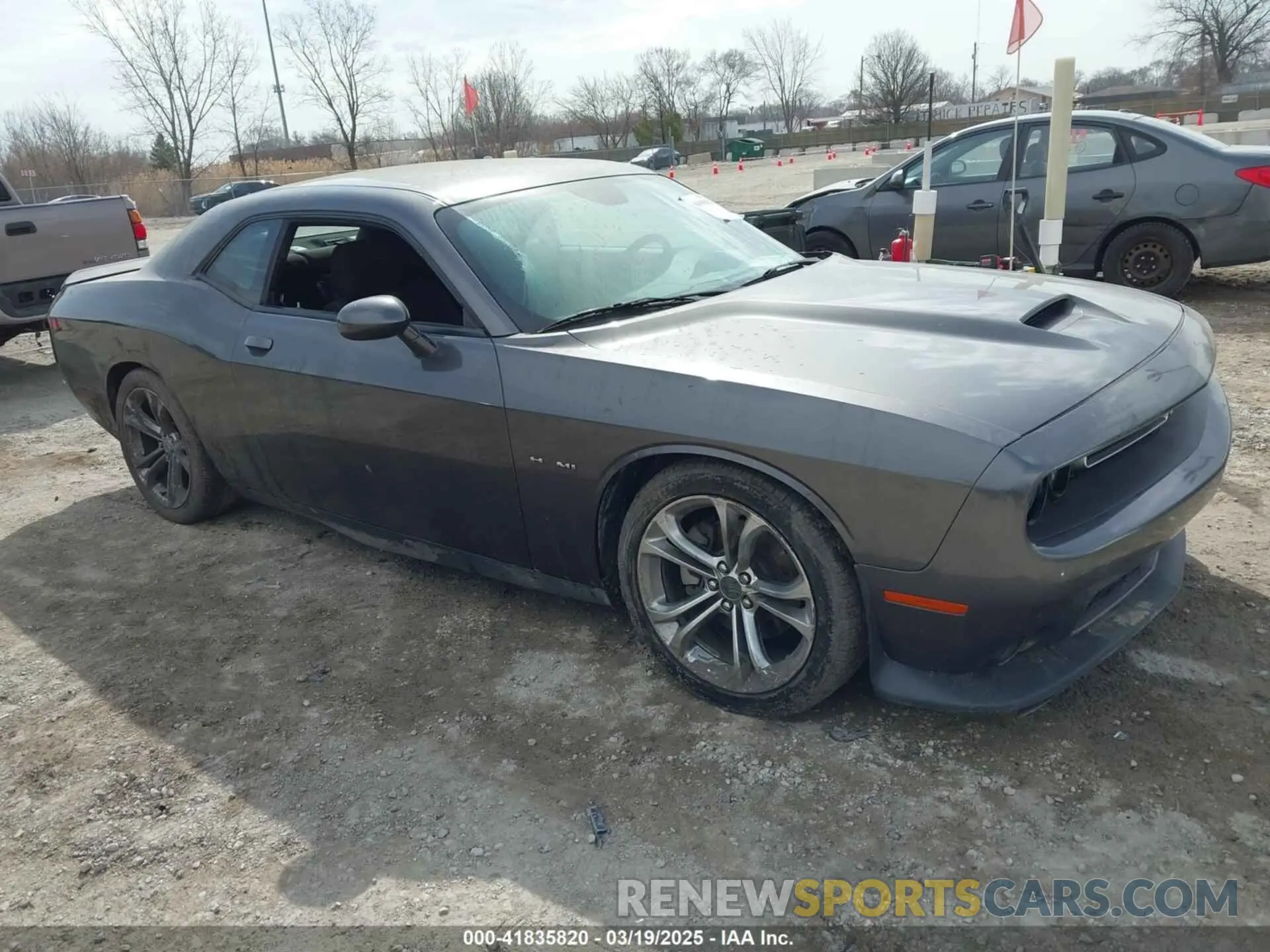 1 Photograph of a damaged car 2C3CDZBT5MH559949 DODGE CHALLENGER 2021