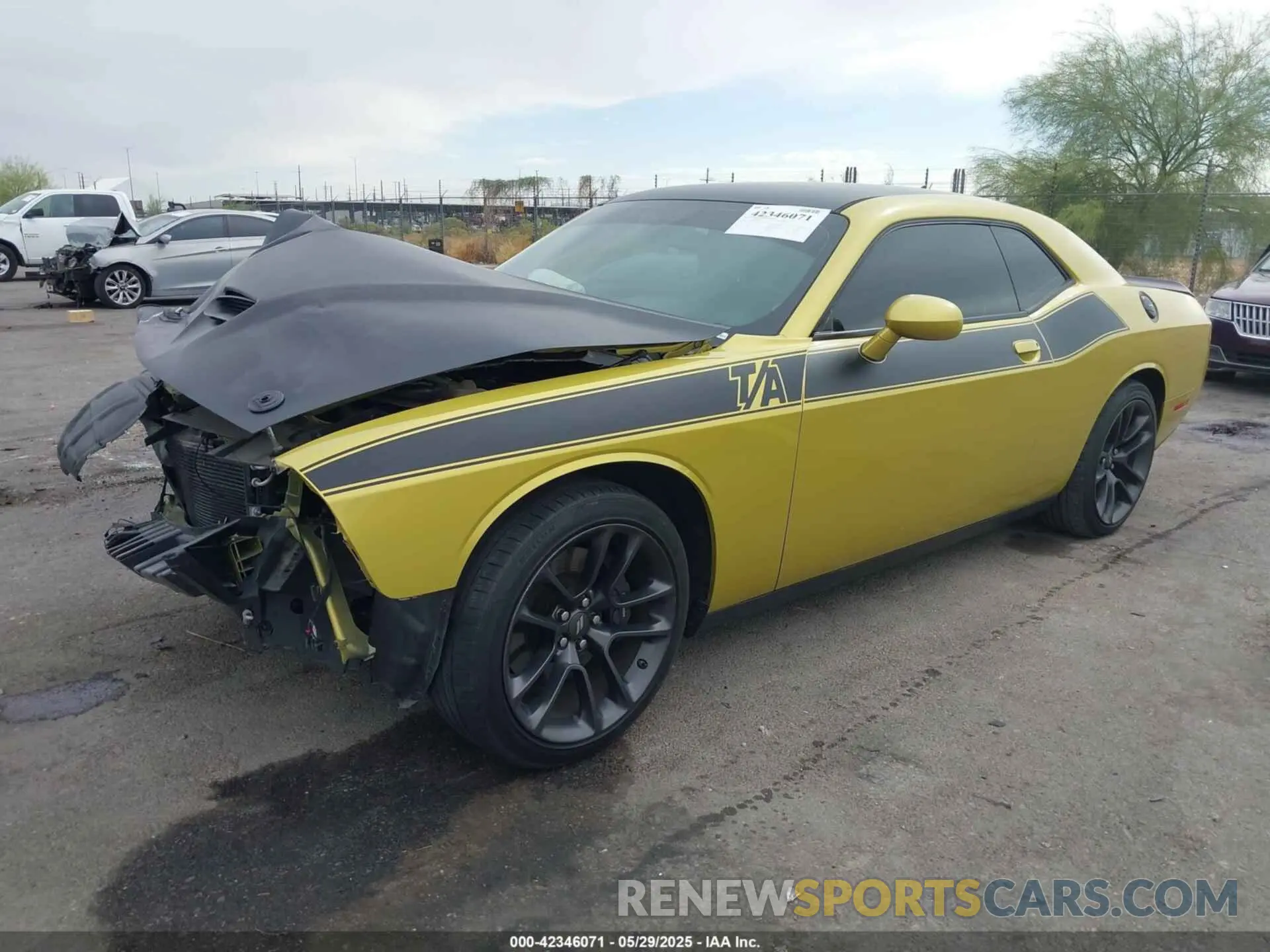 2 Photograph of a damaged car 2C3CDZBT5MH635251 DODGE CHALLENGER 2021