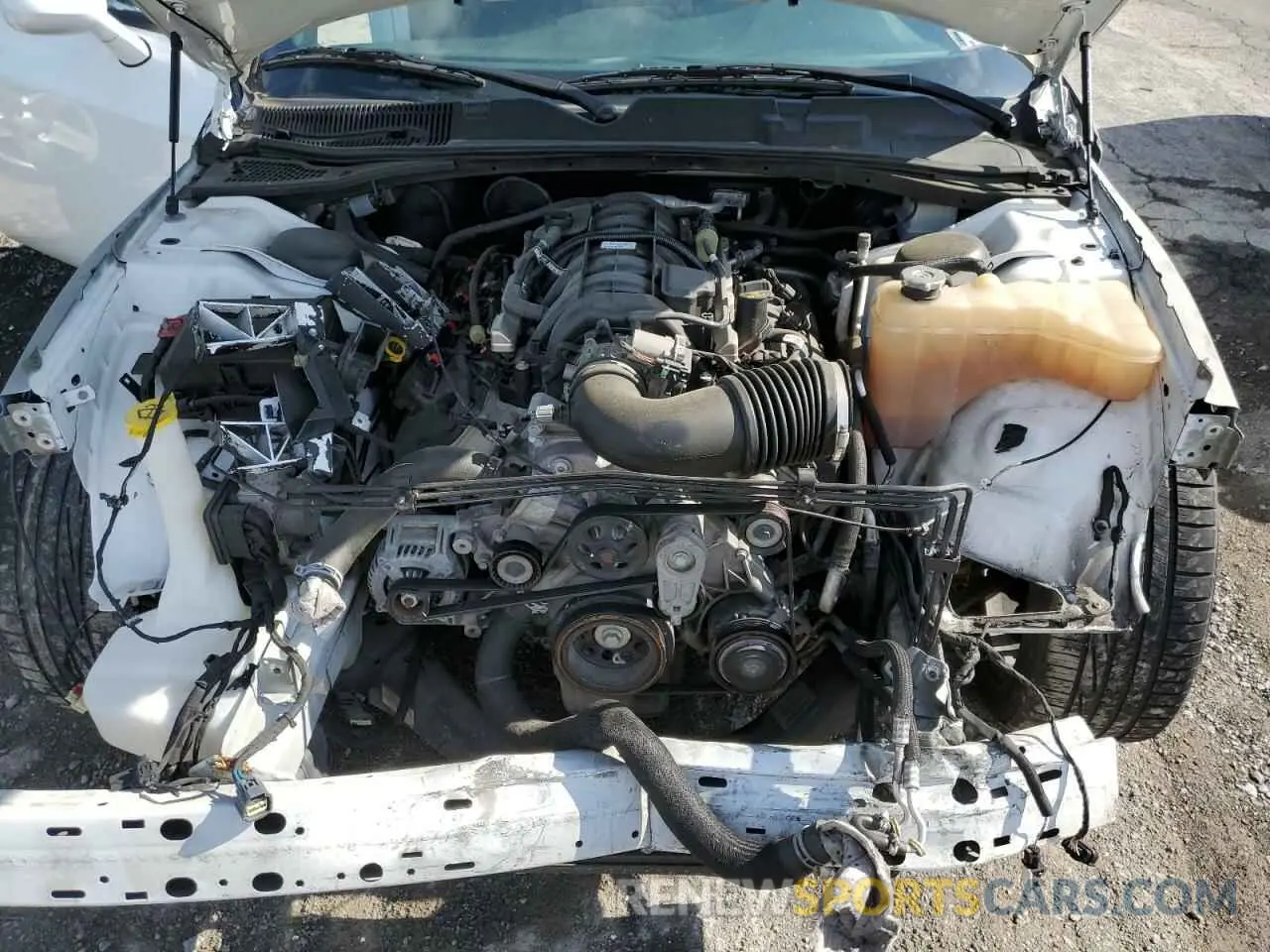 11 Photograph of a damaged car 2C3CDZBT6MH586383 DODGE CHALLENGER 2021
