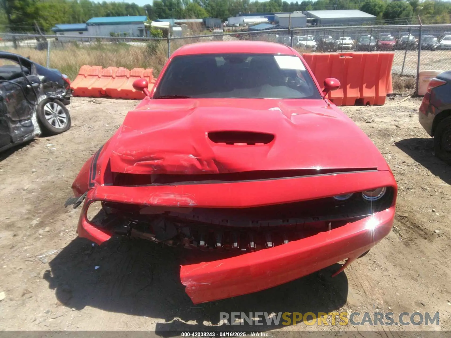 12 Photograph of a damaged car 2C3CDZBT7MH541596 DODGE CHALLENGER 2021
