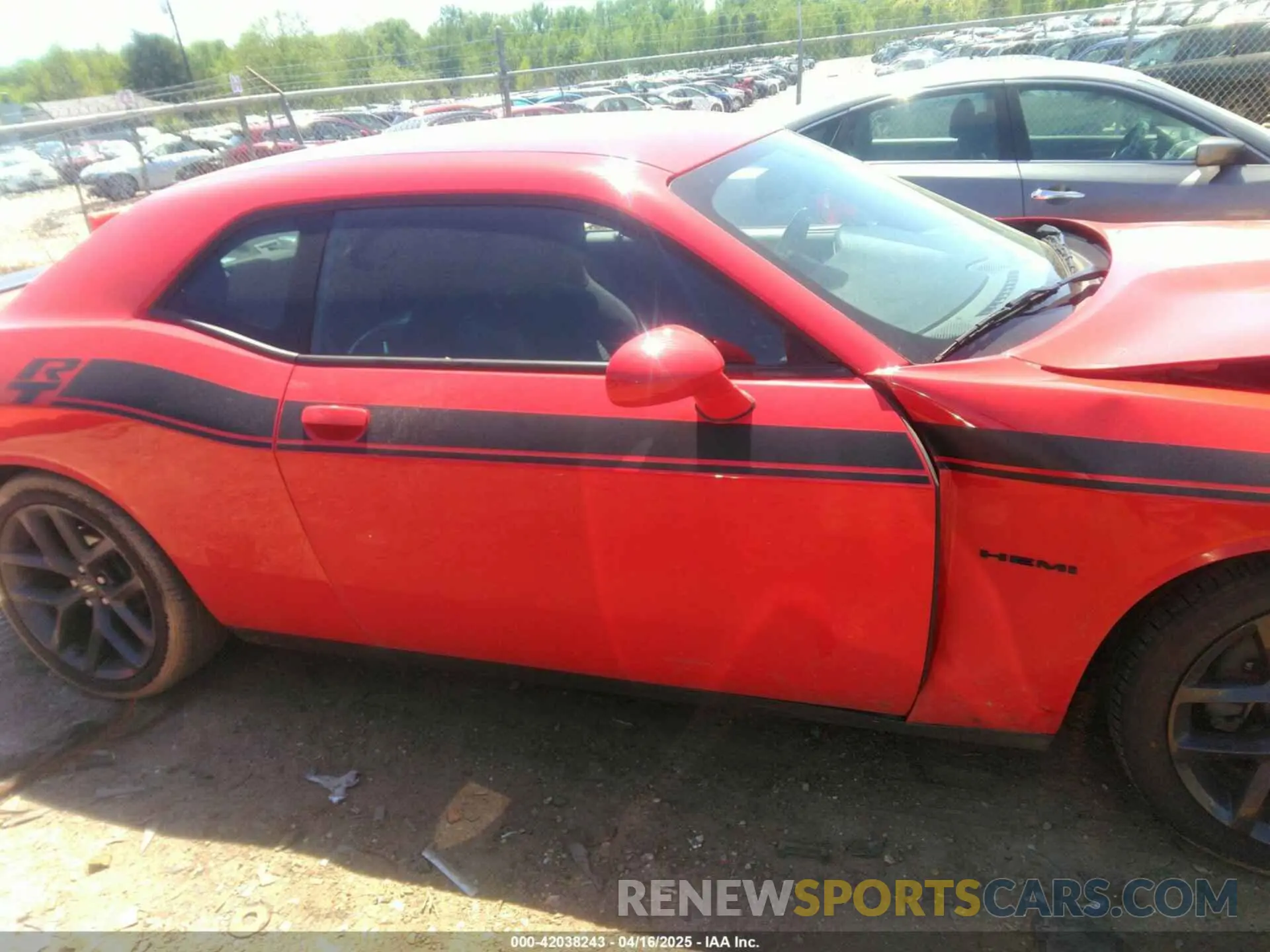13 Photograph of a damaged car 2C3CDZBT7MH541596 DODGE CHALLENGER 2021