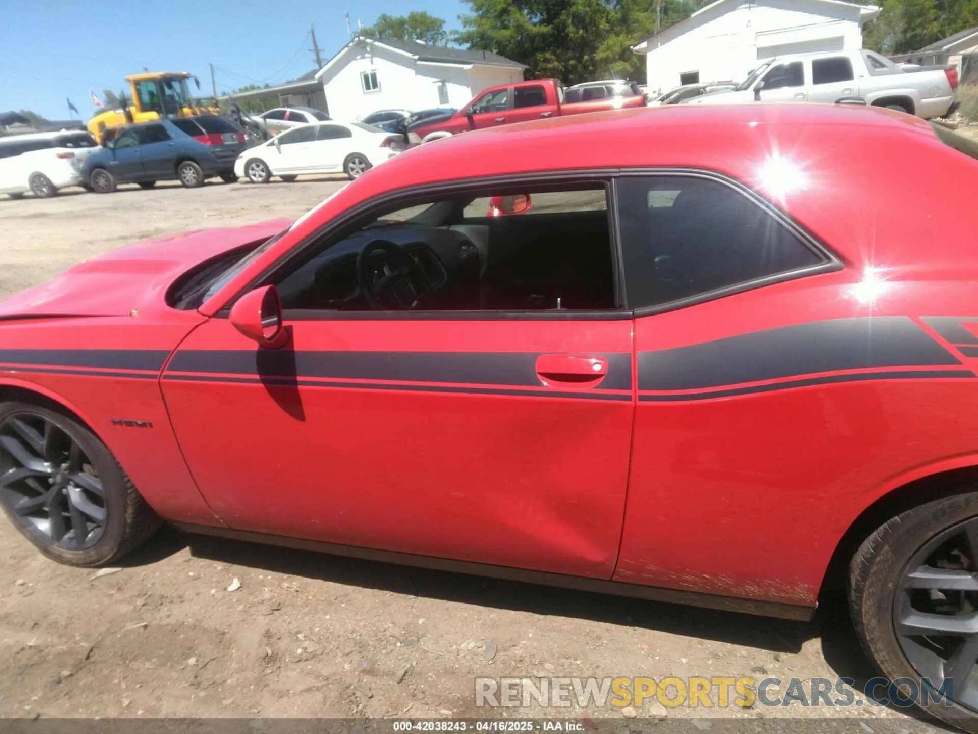 14 Photograph of a damaged car 2C3CDZBT7MH541596 DODGE CHALLENGER 2021