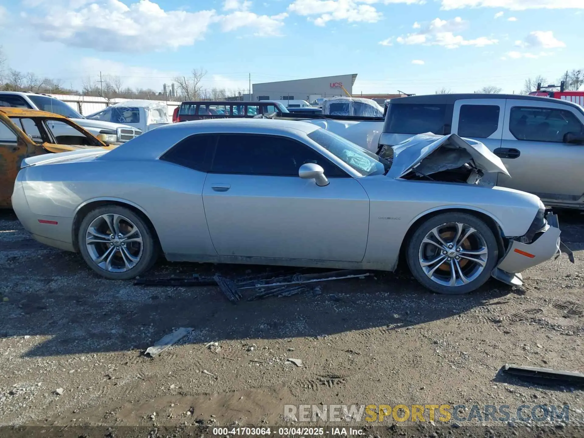 12 Photograph of a damaged car 2C3CDZBT7MH542375 DODGE CHALLENGER 2021